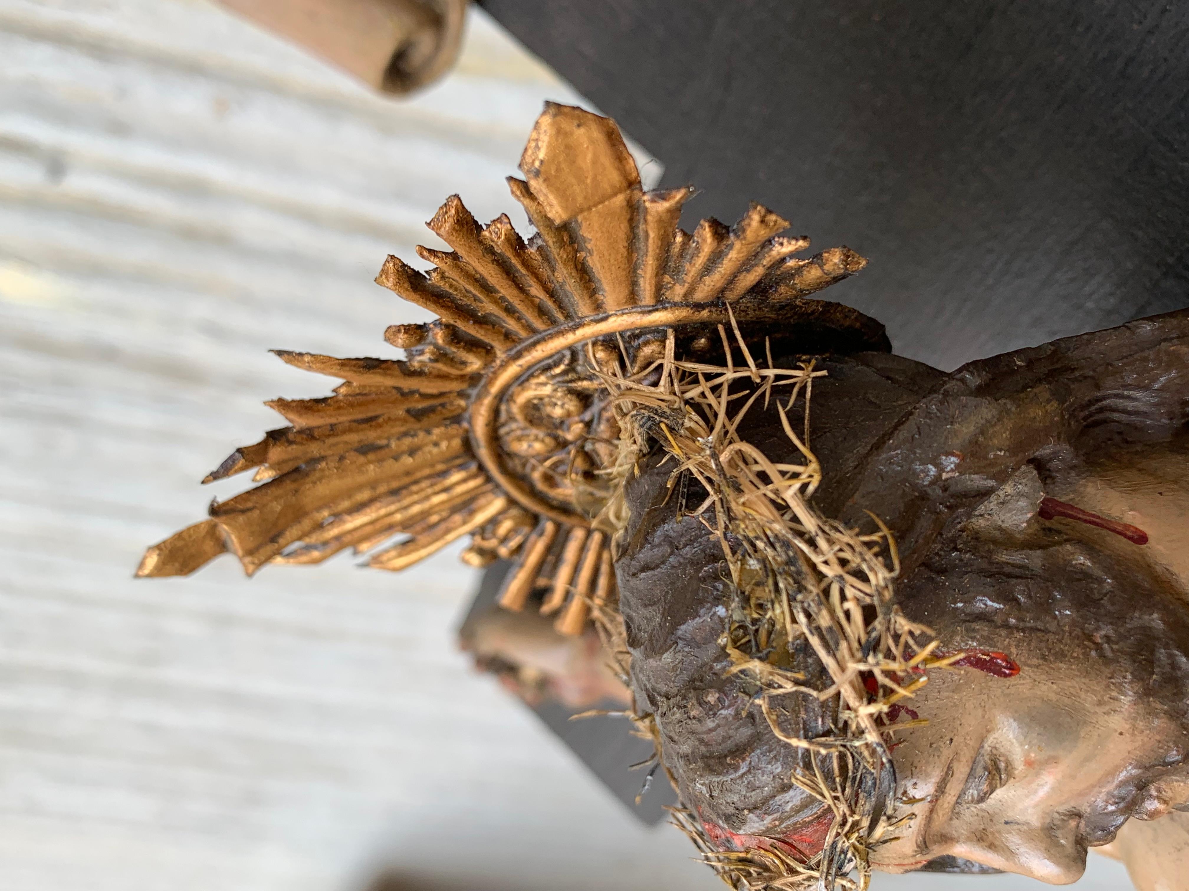 Handgeschnitztes Holzkruzifix der Art Dec mit atemberaubender Bronze Corpus of Christ im Angebot 6