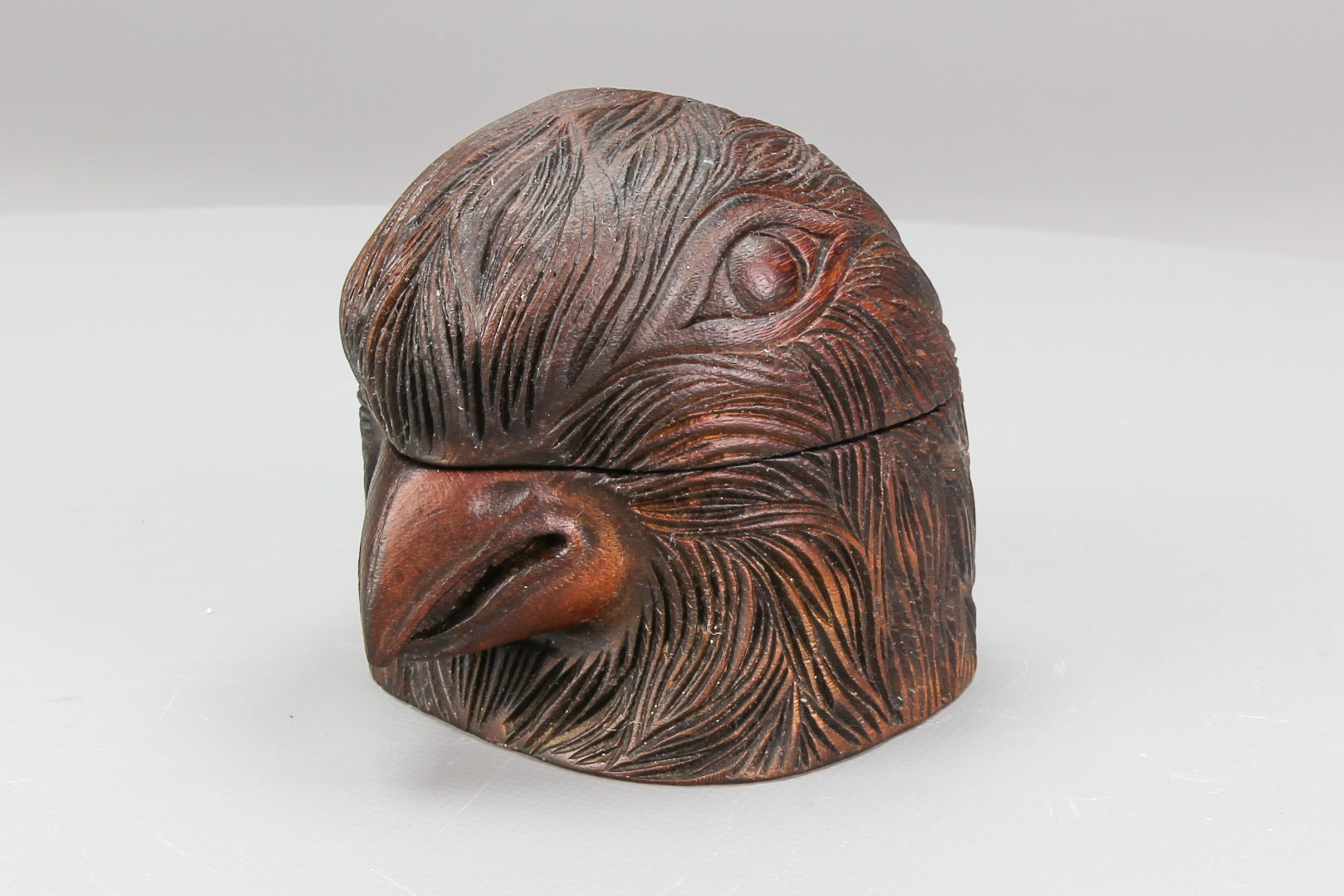 Art Deco Hand Carved Wooden Figural Humidor Bird Head, ca. 1930s For Sale 5
