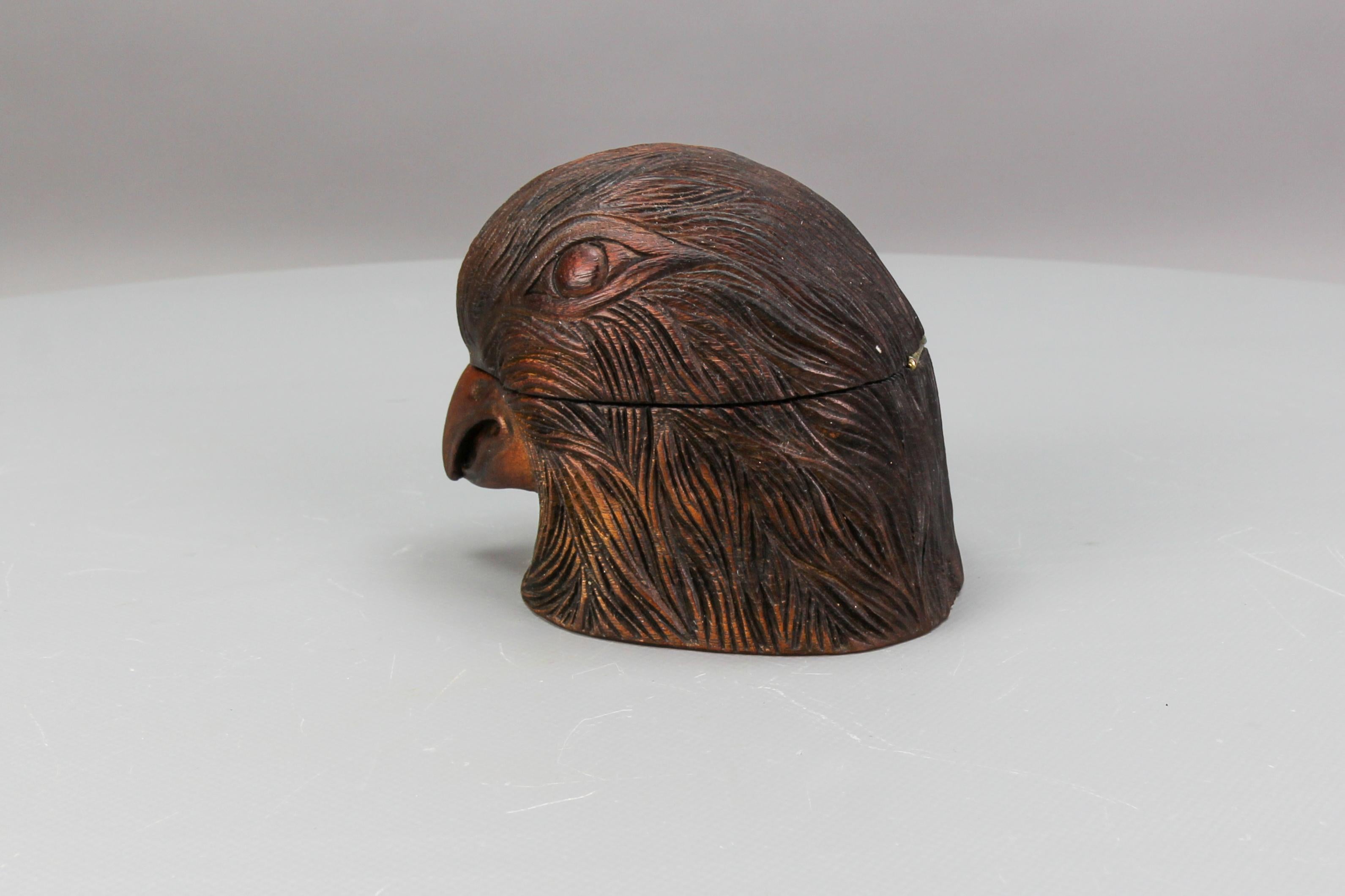 Art Deco Hand Carved Wooden Figural Humidor Bird Head, ca. 1930s For Sale 7