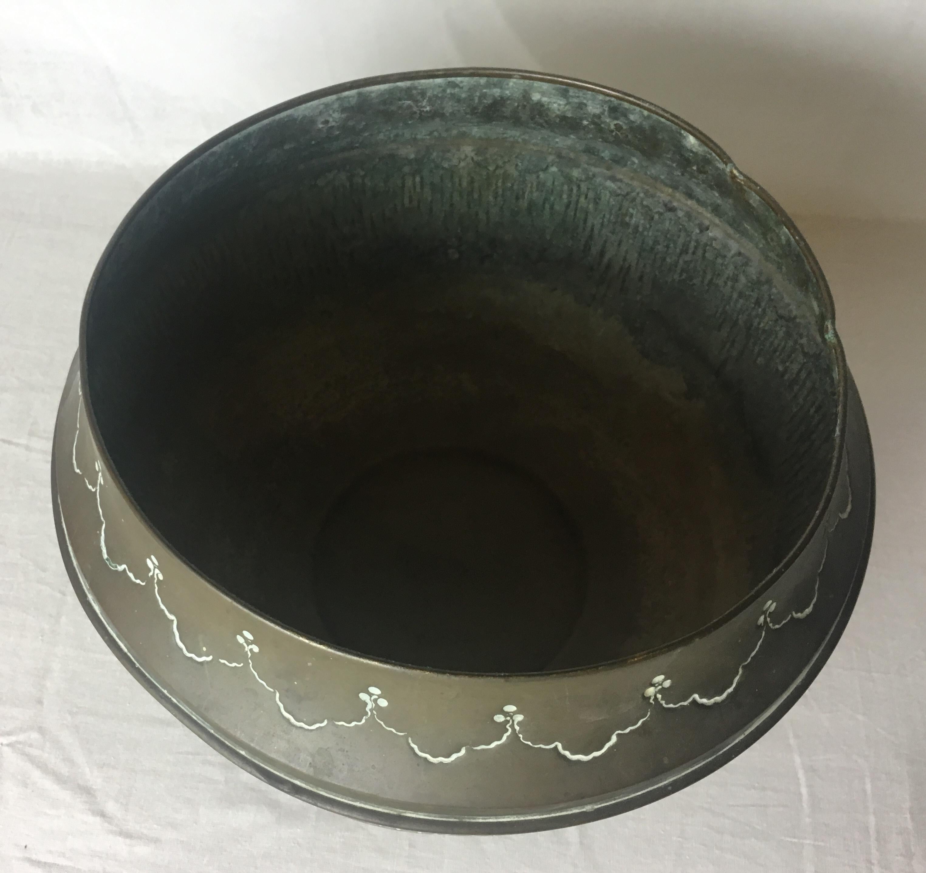 Art Deco Handcrafted Decorative Copper Pot or Bowl 1
