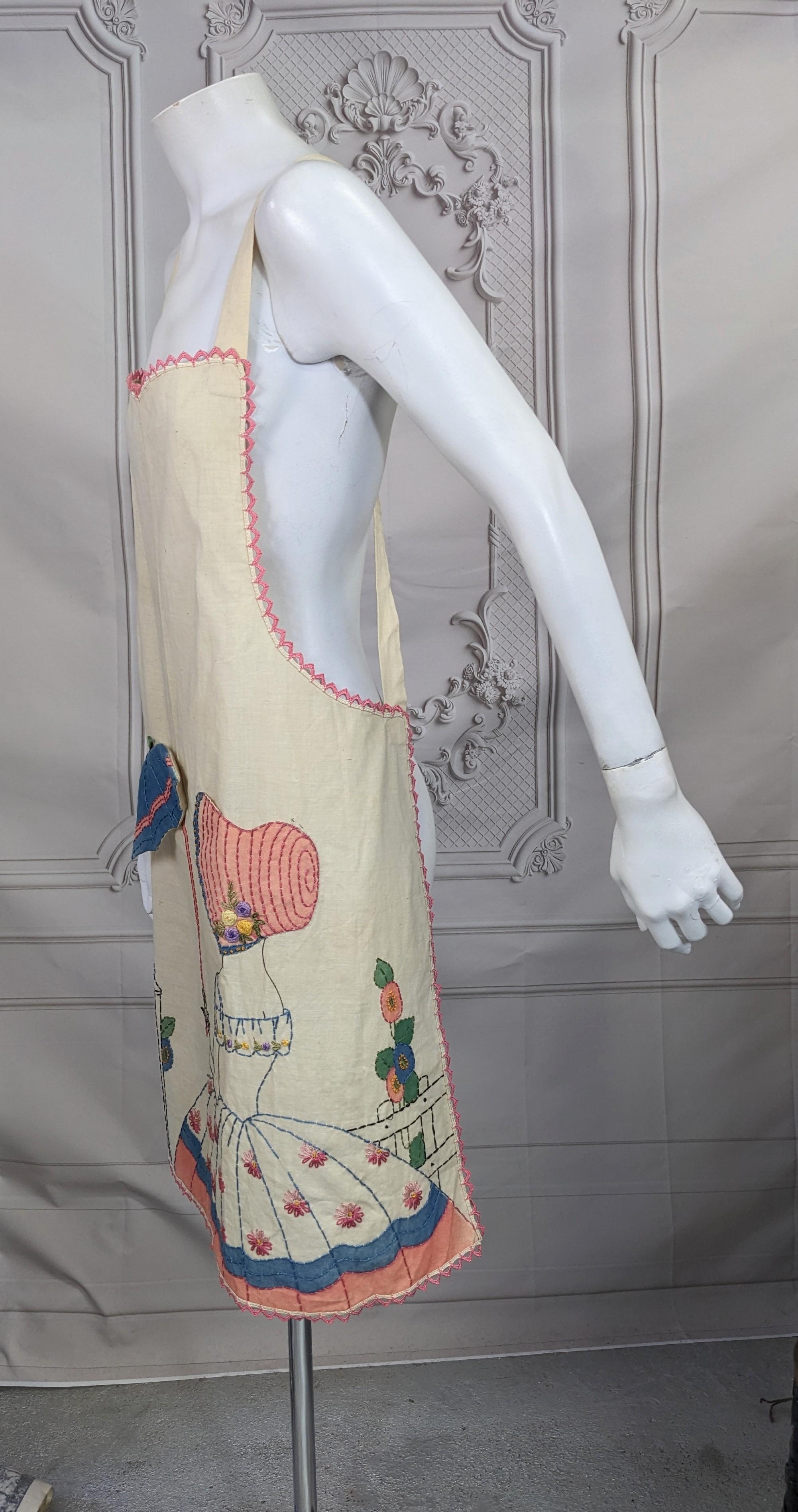 Art Deco Hand Crafted Figural Schürze für Damen oder Herren im Angebot