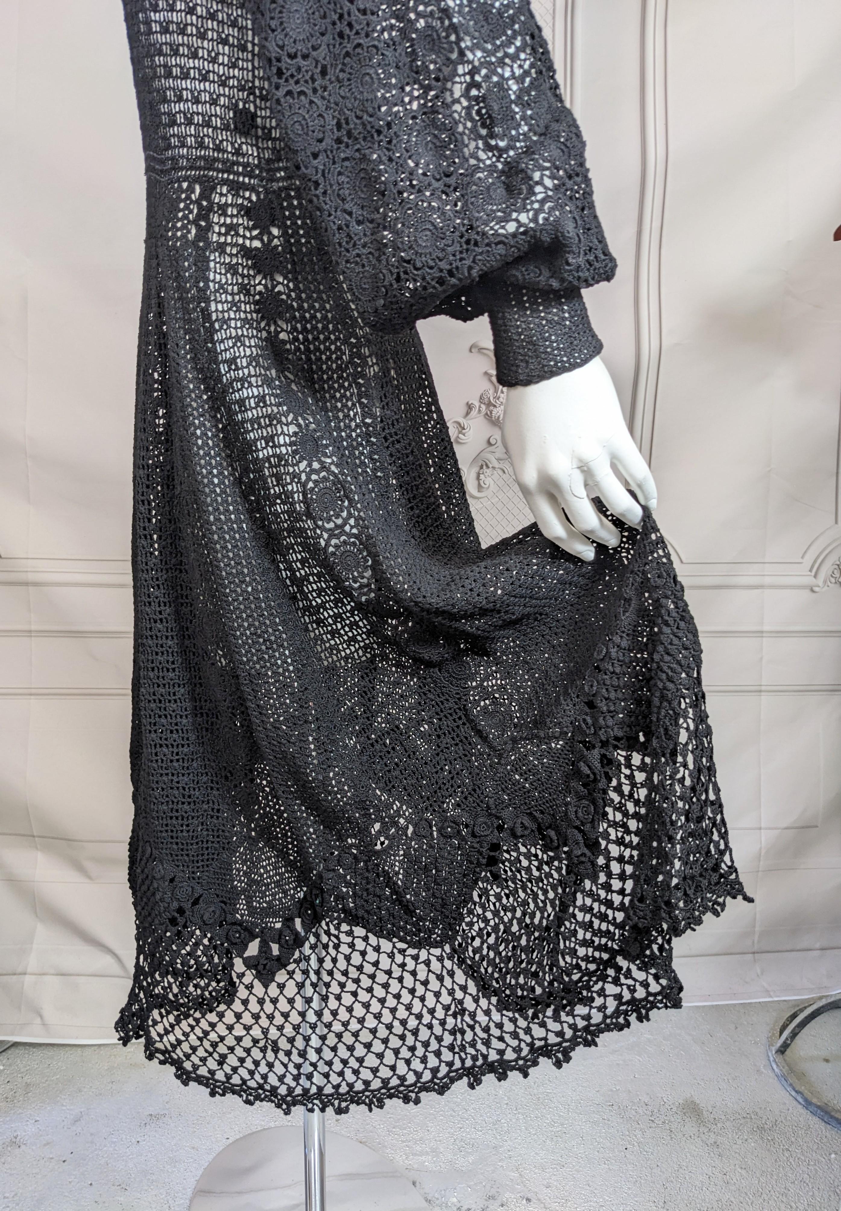 Robe en crochet Art déco en vente 3