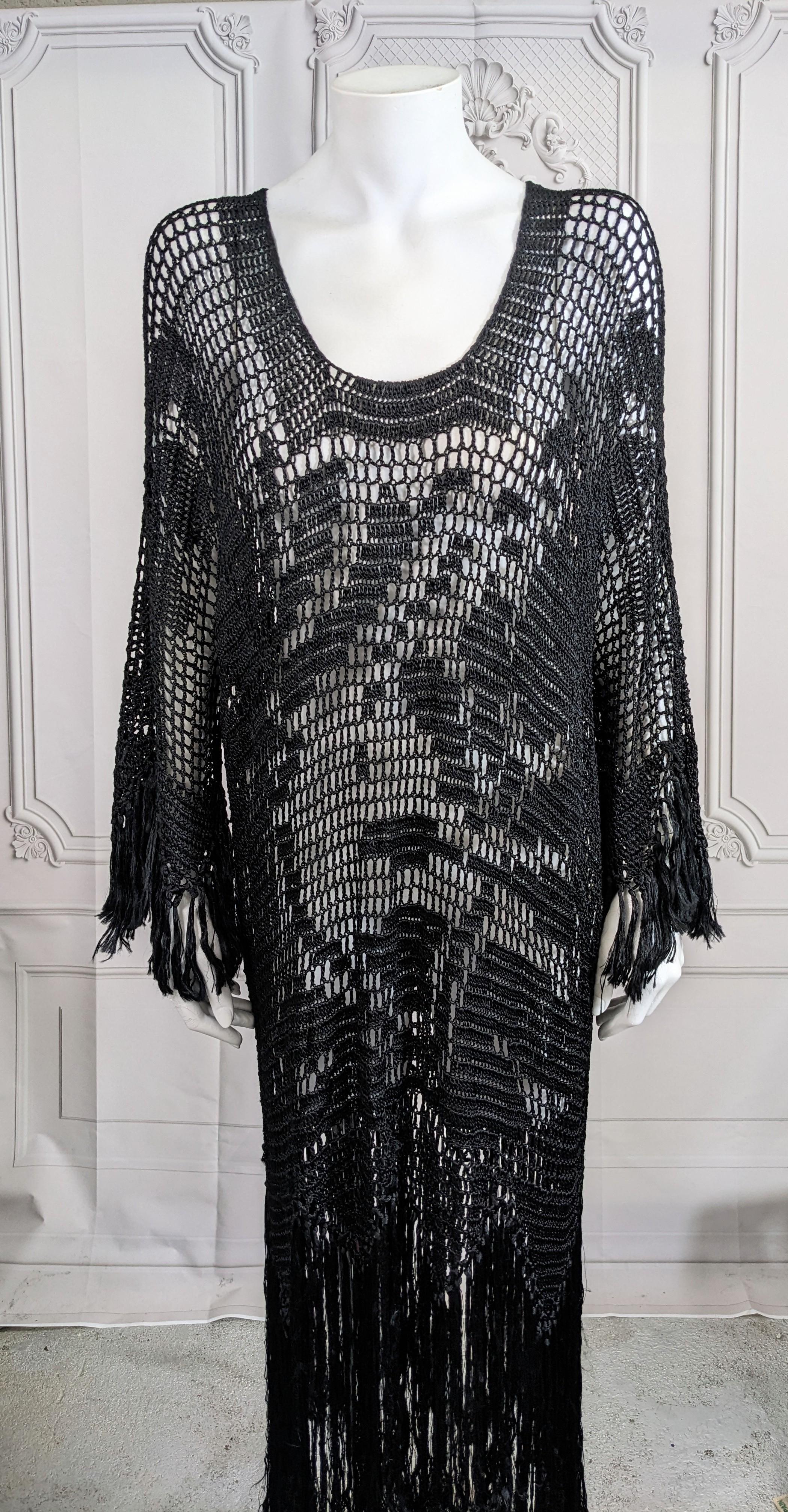 Art Deco Hand Crochet Fringed Dress In Good Condition For Sale In New York, NY