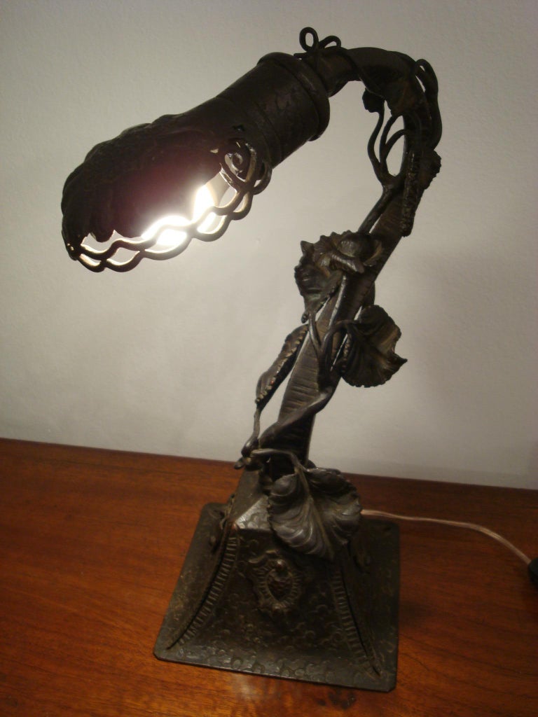 20th Century Art Deco Hand Forged Wrought Iron Desk / Table Lamp, France, 1920 For Sale