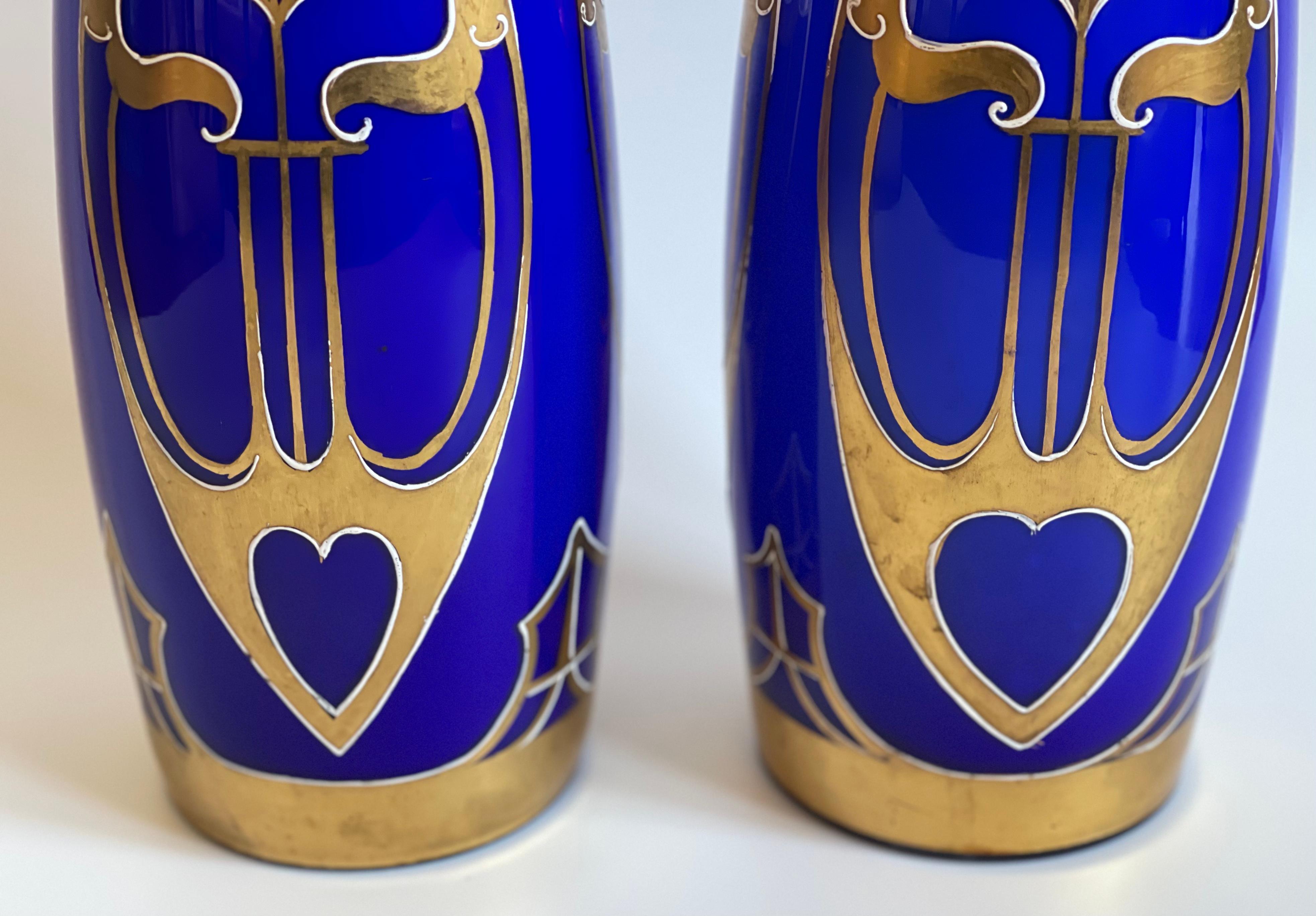Art Deco Hand Painted Glass Vases, 1930’s, Set of 2 In Good Condition For Sale In Budapest, HU