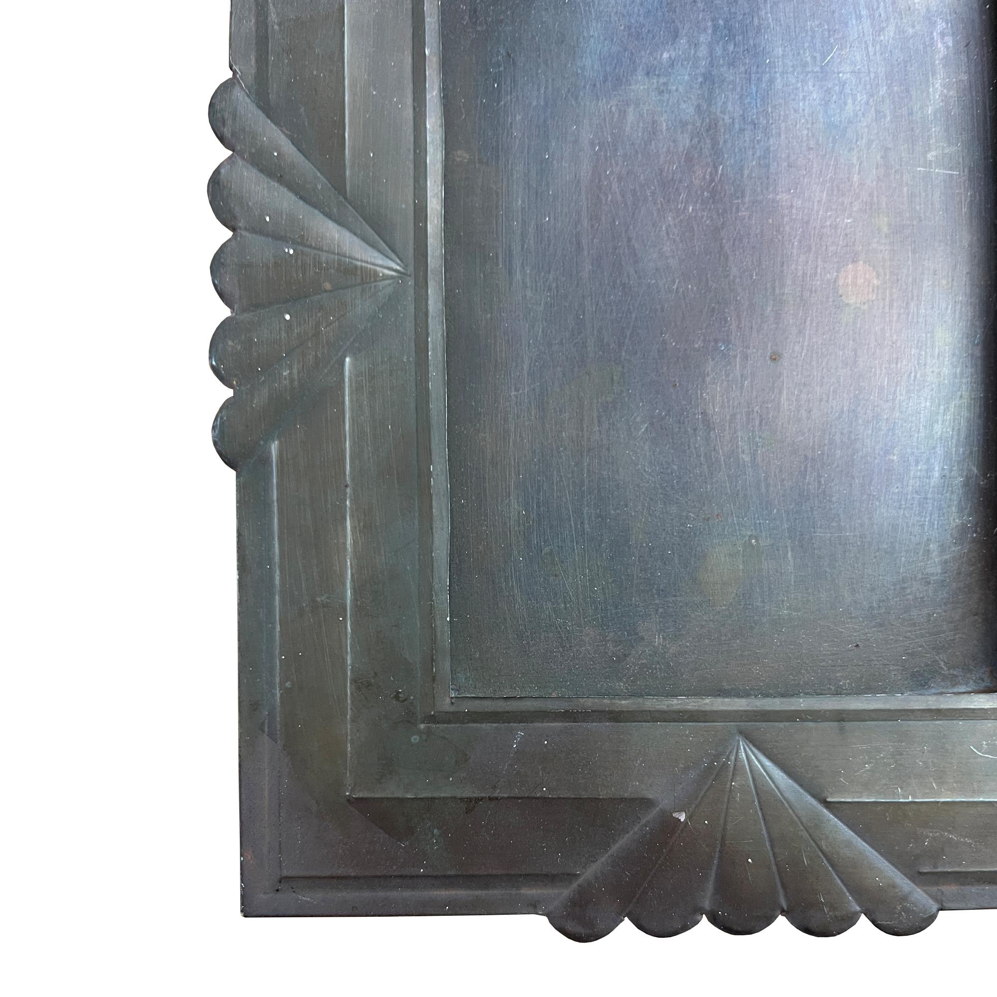 Handgefertigter Metall-Bilderrahmen mit Fächermotiven im Art Deco-Stil, Jonathan Parks Estate (20. Jahrhundert) im Angebot