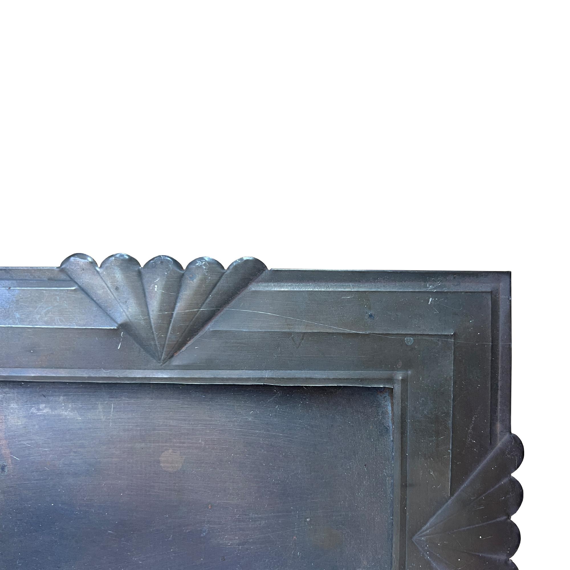 Handgefertigter Metall-Bilderrahmen mit Fächermotiven im Art Deco-Stil, Jonathan Parks Estate im Angebot 1