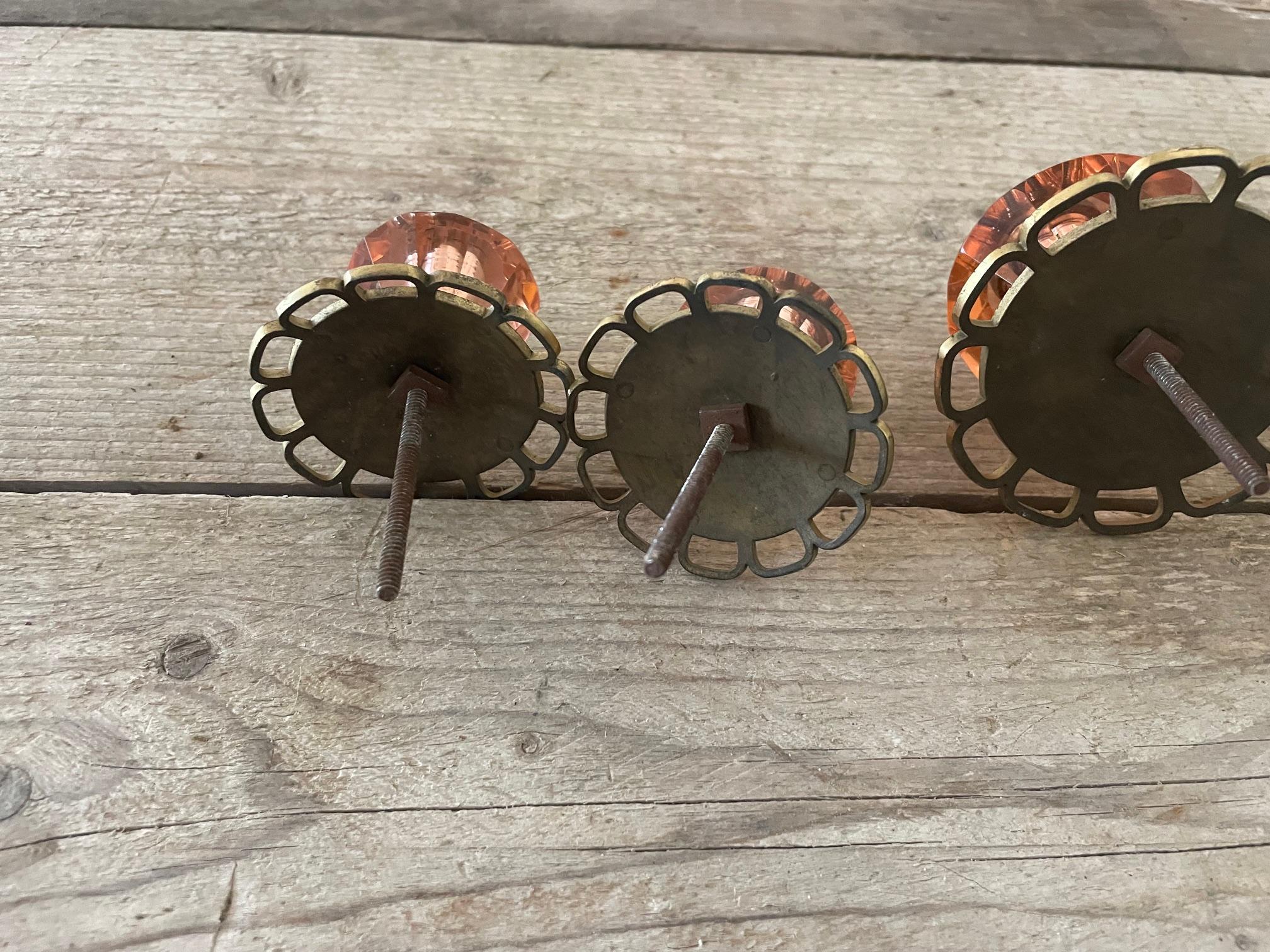 Griffe und Knöpfe im Art déco-Stil im Angebot 1