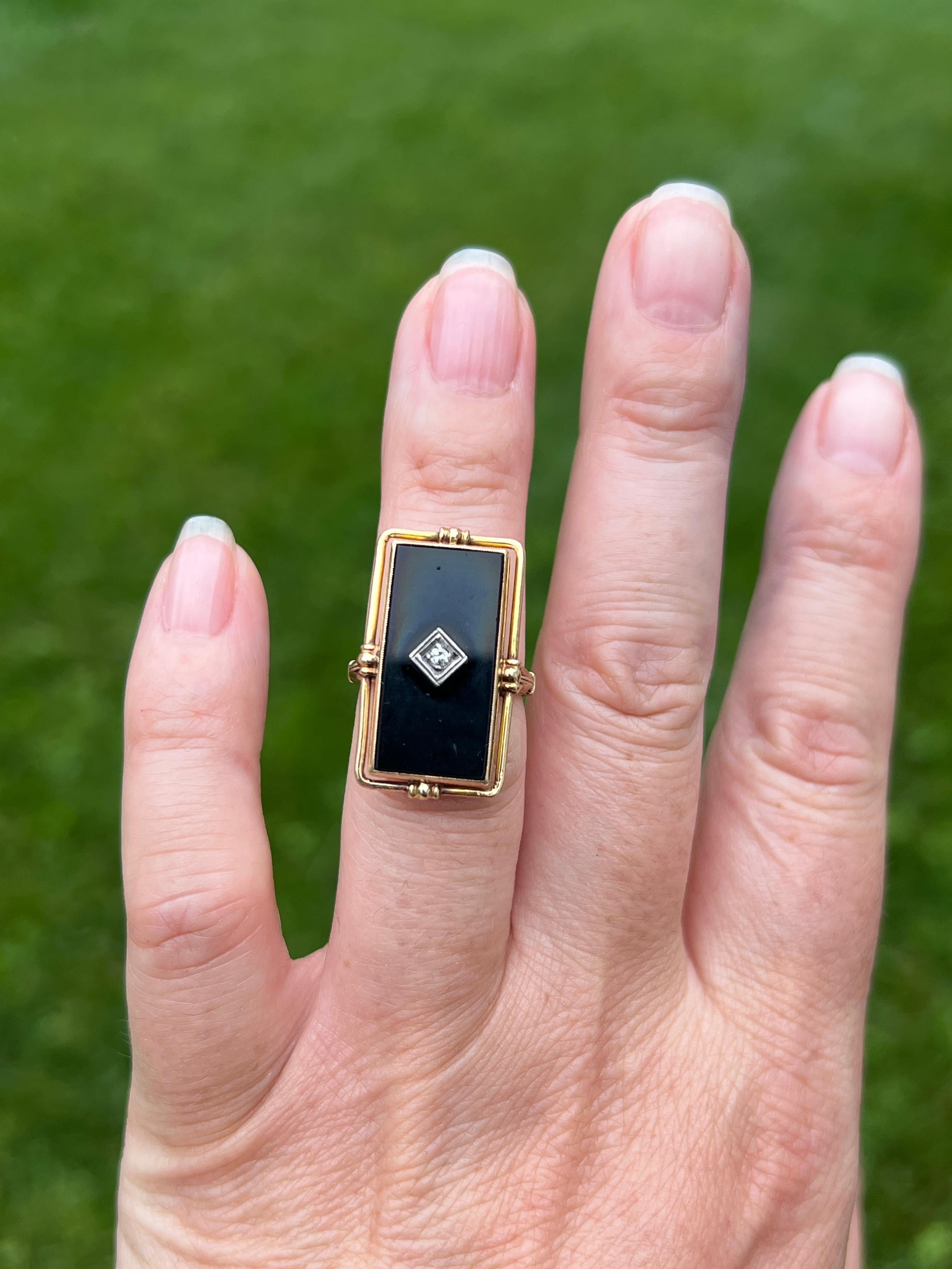 Art Deco Handmade Onyx and Diamond 10k Yellow and White Gold Cocktail Ring 1930s For Sale 5