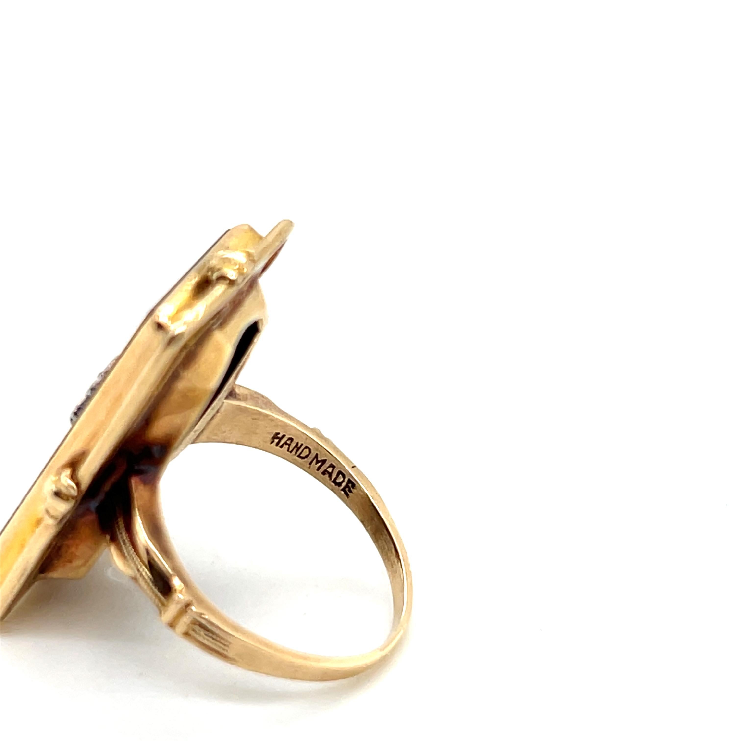 Art Deco Handmade Onyx and Diamond 10k Yellow and White Gold Cocktail Ring 1930s For Sale 4