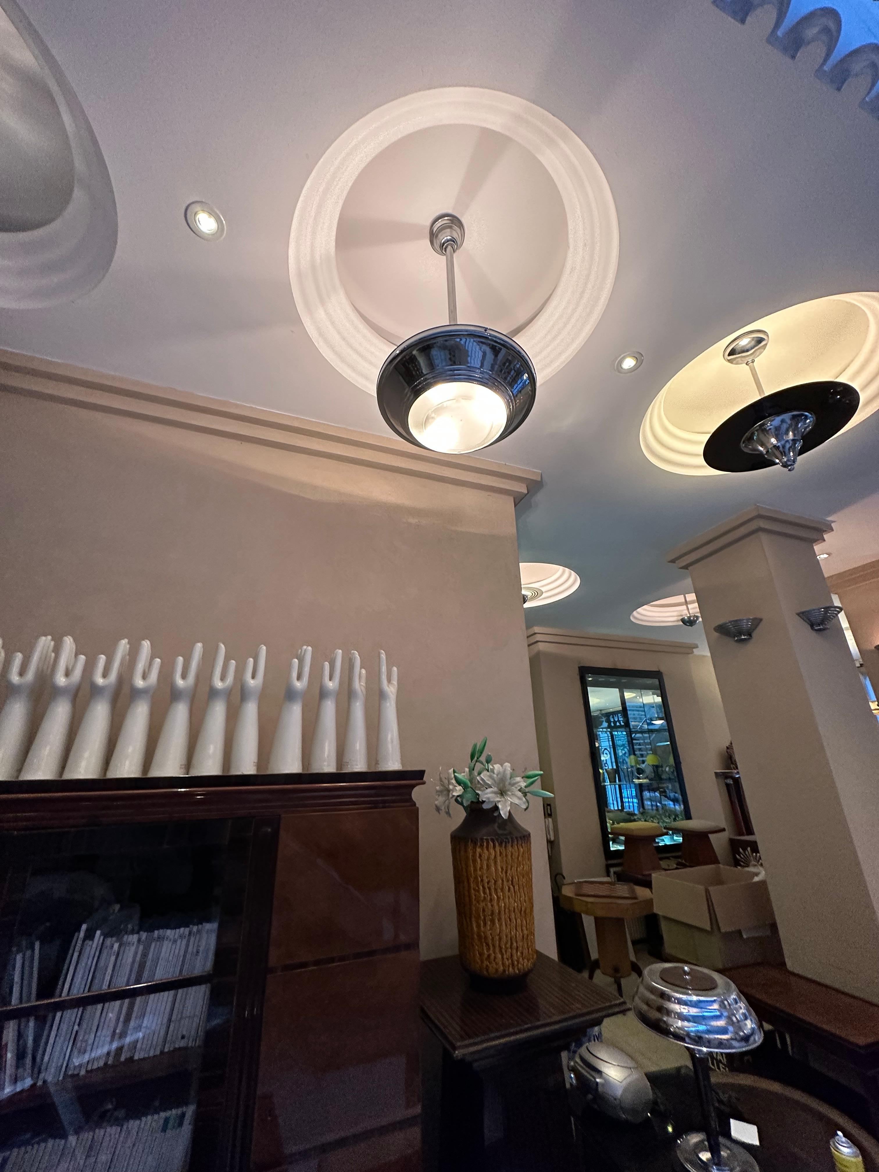 Lampada a sospensione Art Déco in cromo e vetro, Germania, 1930 in vendita 10