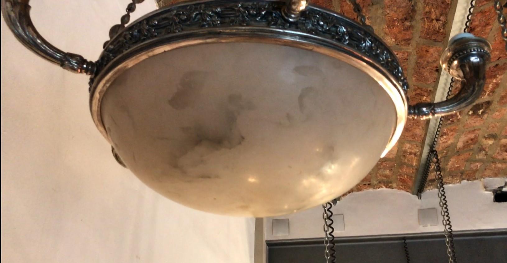 Art Nouveau Hanging Lamp in silver-plated bronze and alabaster , France, 1900 In Good Condition For Sale In Ciudad Autónoma Buenos Aires, C