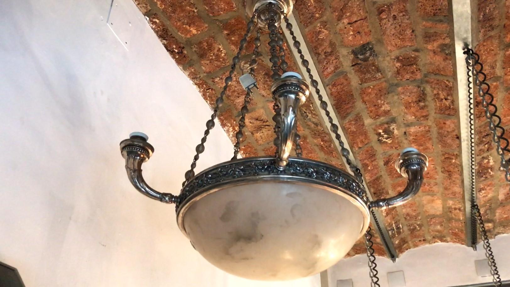 Art Nouveau Hanging Lamp in silver-plated bronze and alabaster , France, 1900 For Sale 2
