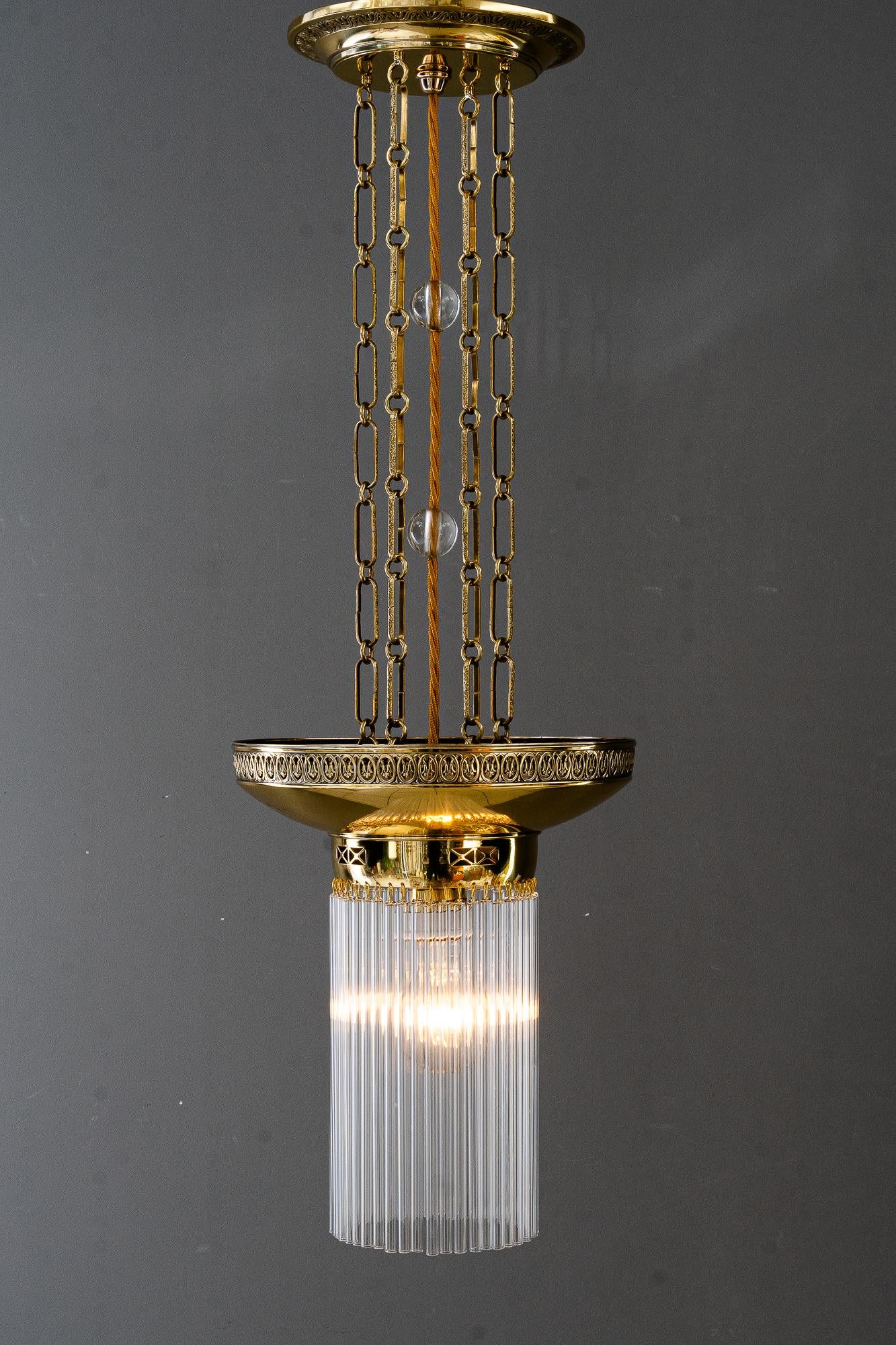 Lampada a sospensione Art Deco con bacchette in vetro di Vienna, anni '20 circa in vendita 2