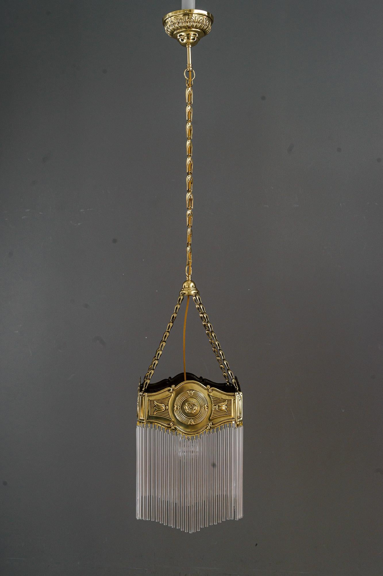 Lampada a sospensione Art Deco con bacchette in vetro di Vienna, anni '20 circa in vendita 7