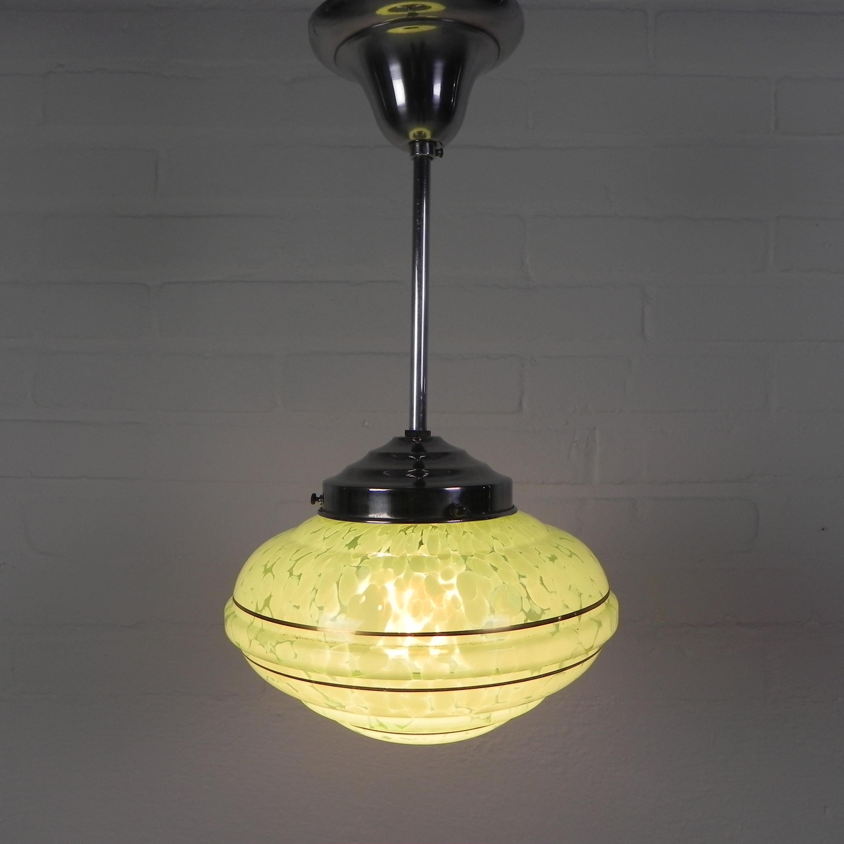 Art Deco hanging lamp with green cloudy glass shade, 1930s For Sale 3