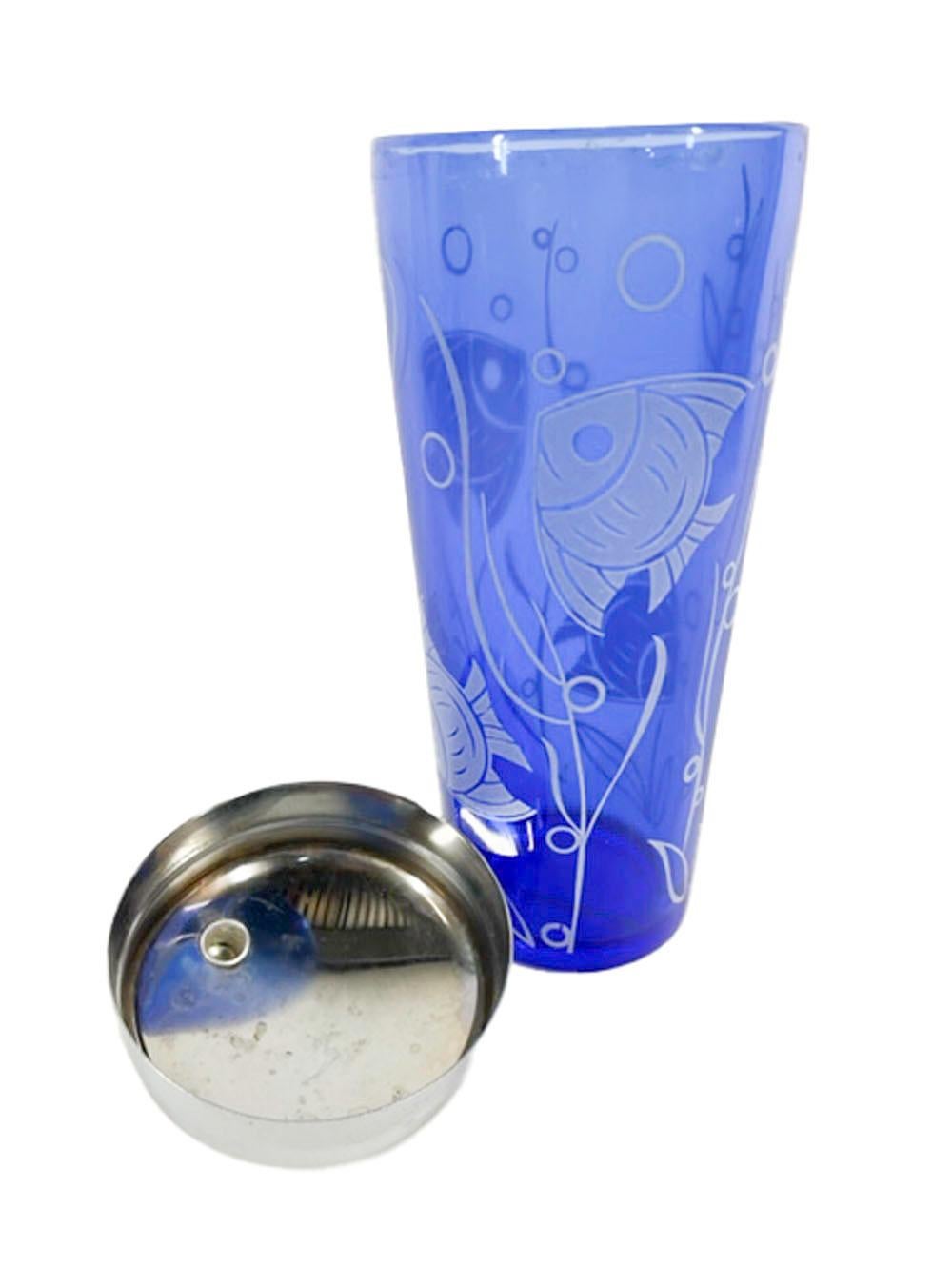 20th Century Art Deco, Hazel-Atlas Cobalt Cocktail Shaker and Glasses with Tropical Fish