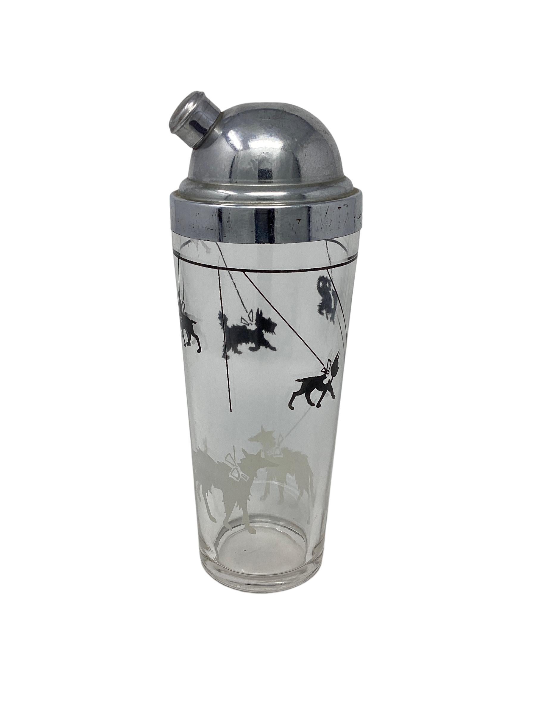 Art Deco Hazel-Atlas Cocktail Shaker with Leashed Dogs For Sale 3
