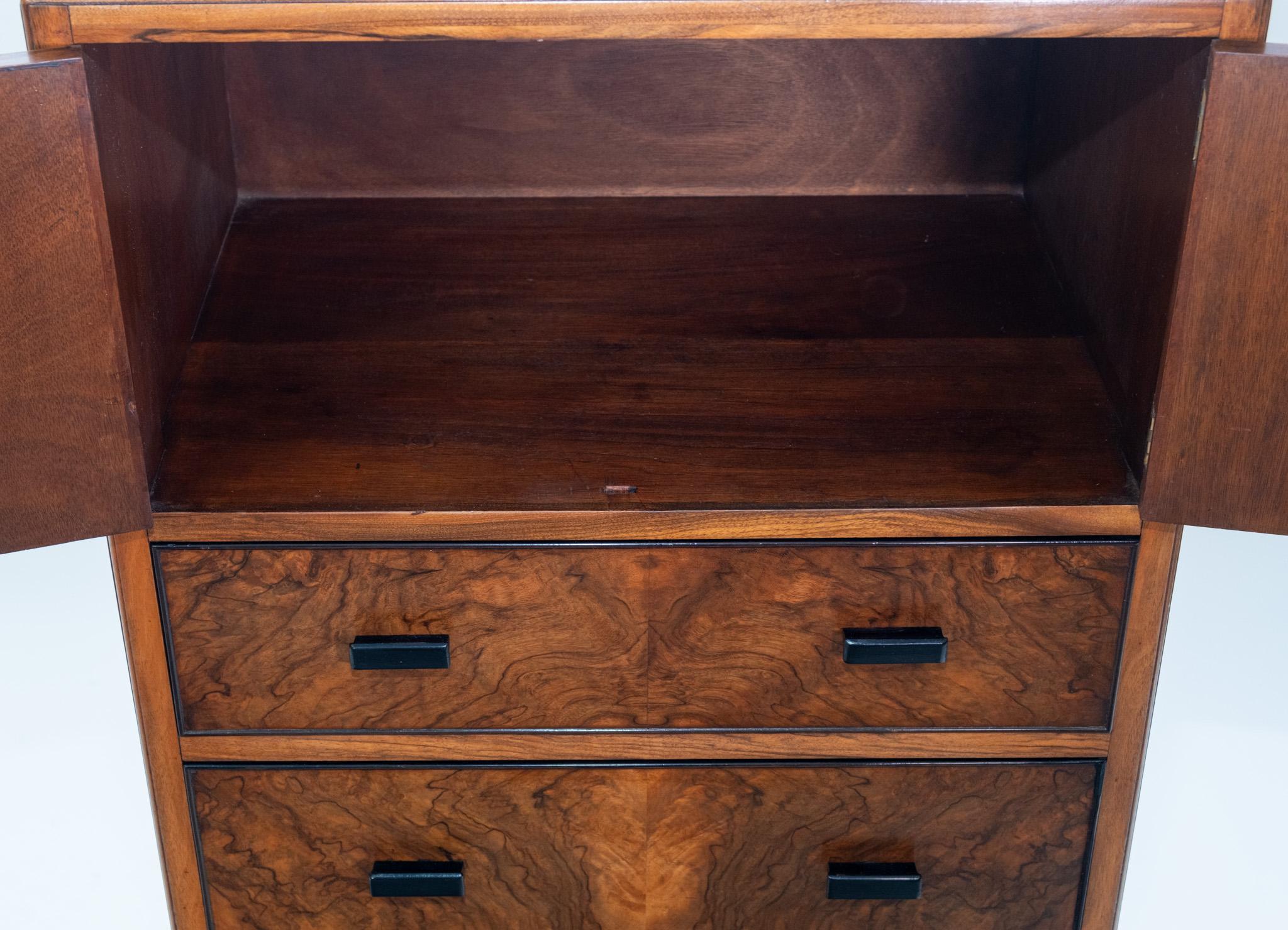 Art Deco Heals Figured Walnut Tallboy Chest Of Drawers Of Small Proportions 1930 For Sale 4