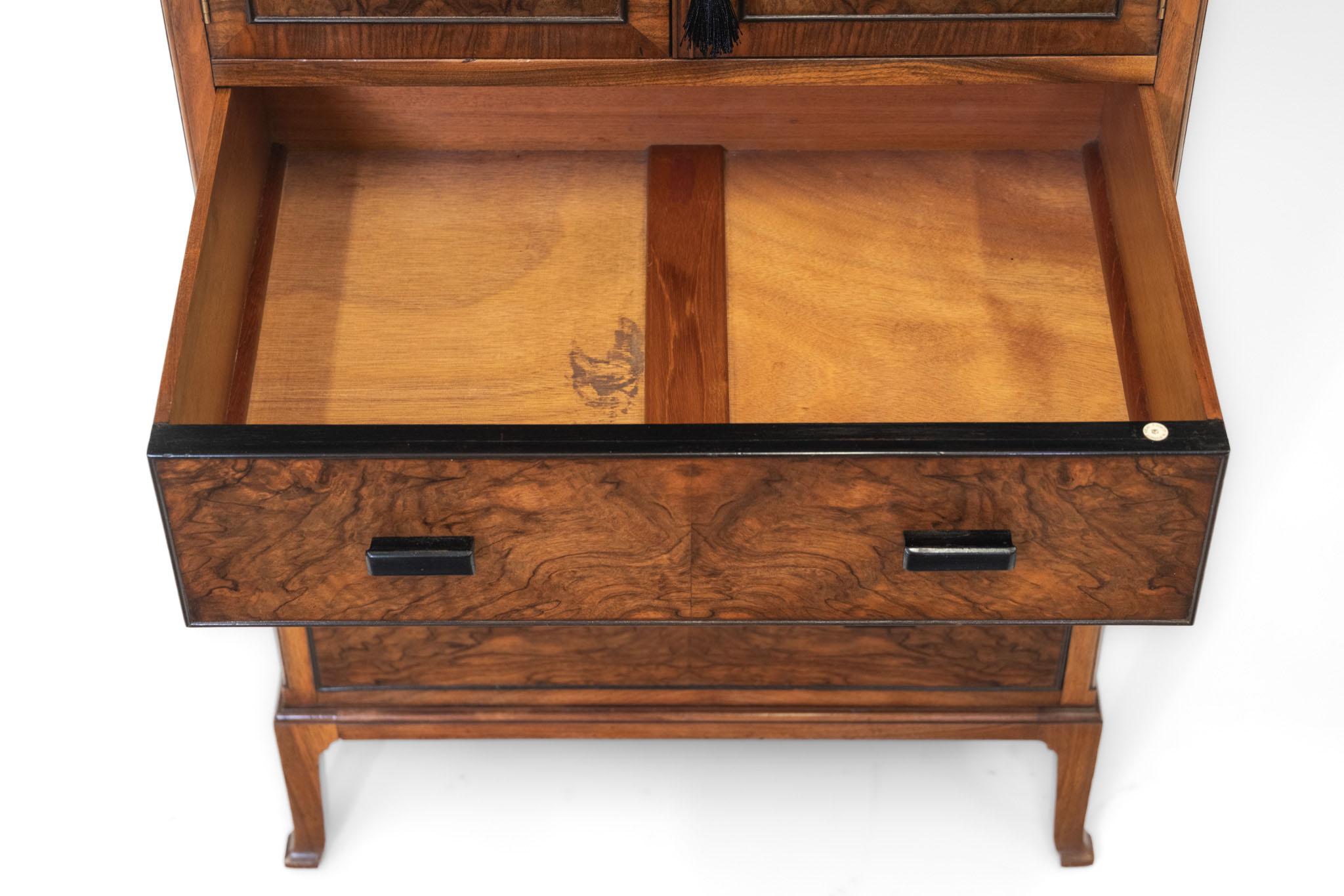 Art Deco Heals Figured Walnut Tallboy Chest Of Drawers Of Small Proportions 1930 For Sale 8