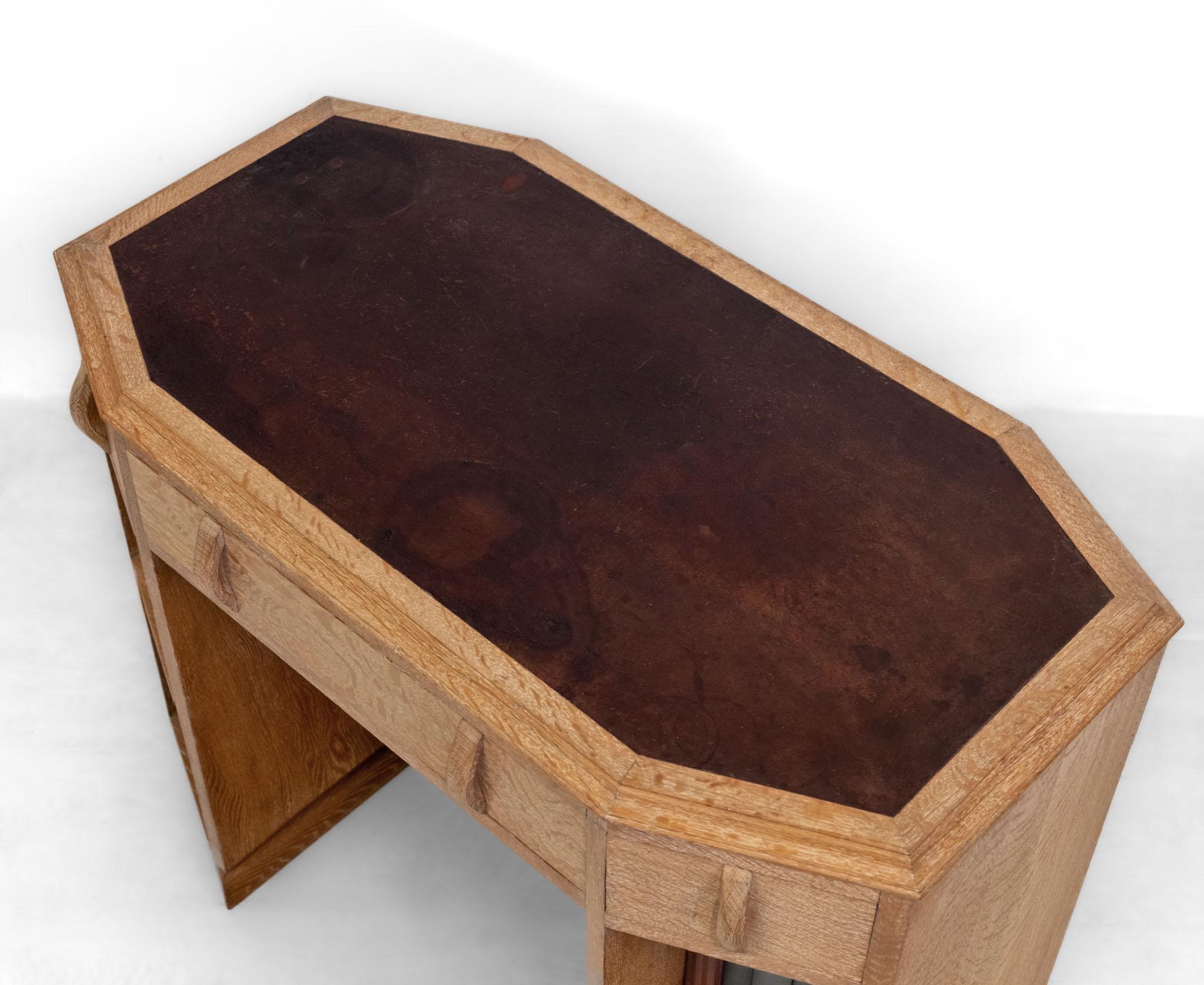 Art Deco Heals Limed Oak Octagonal Writing Desk Double Sided Bookcase 1930 en vente 1