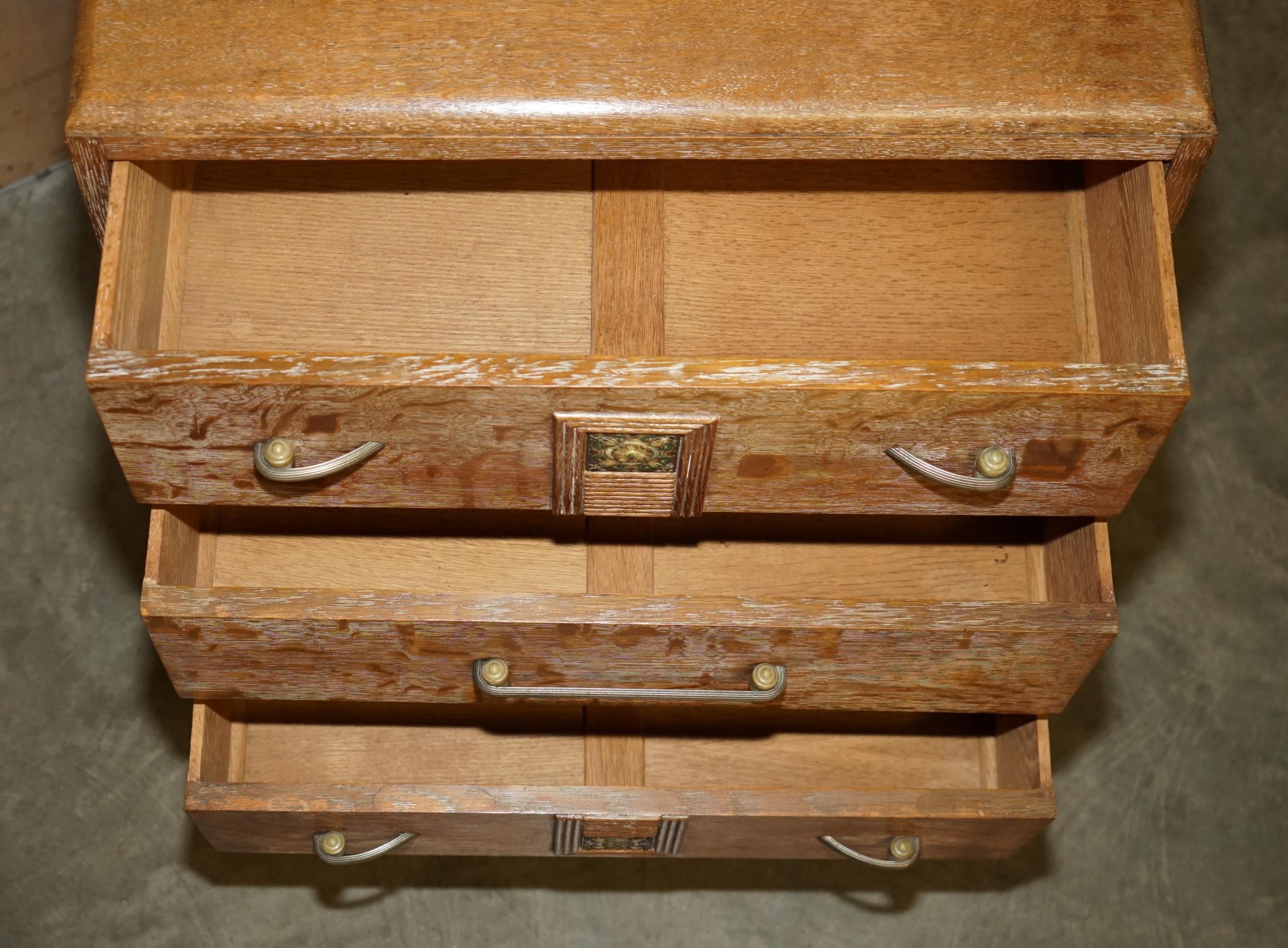 ART DECO HEALS LONDON LIMED OAK TALL CHEST OF DRAWERS OF A LARGE SUiTE im Angebot 8