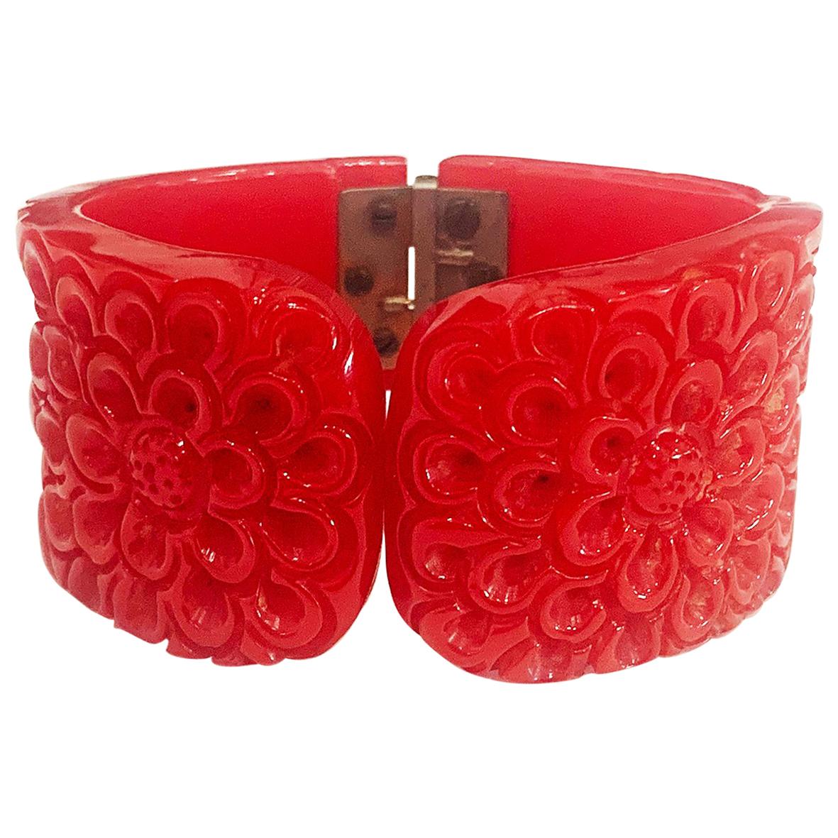 Art Deco heavily carved Lipstick red clamper hinged bangle bracelet