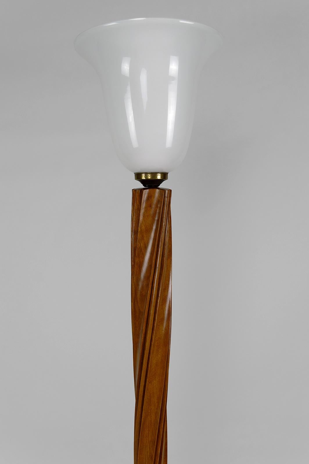 Art Deco Helical Floor Lamp with Opaline, France, circa 1930 For Sale 5