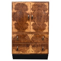 Commode haute Art Déco haut de gamme en noyer figuré blond, Angleterre, vers 1930