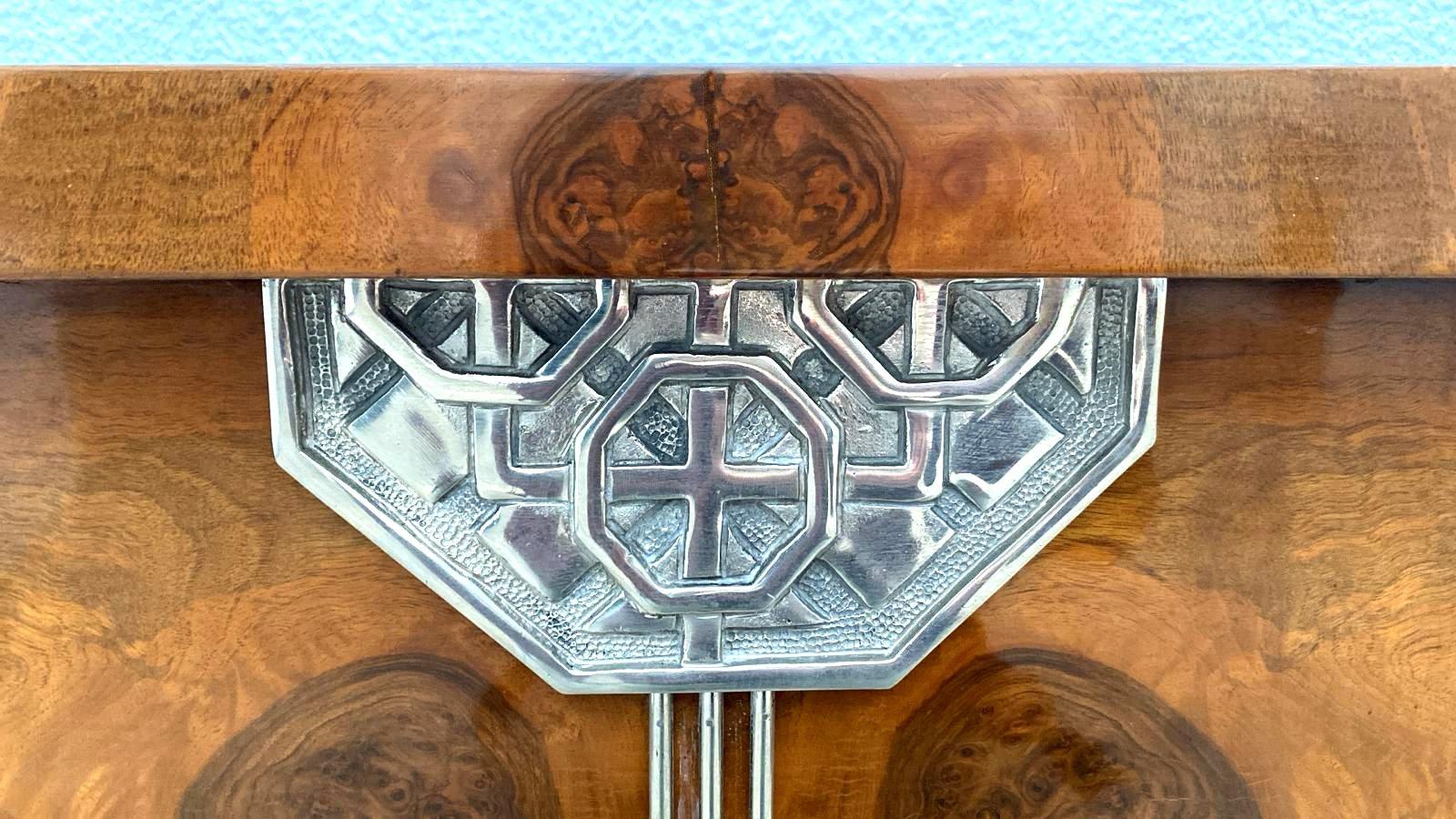 Art Deco High End Walnut Console-Side Table, French, c1930 In Good Condition For Sale In Devon, England