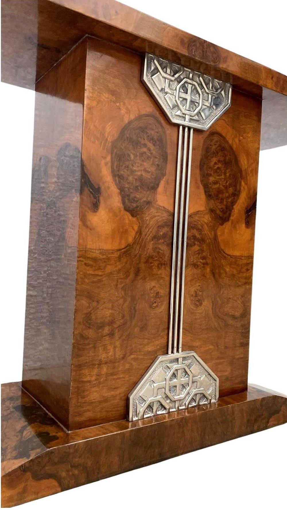 Art Deco High End Walnut Console-Side Table, French, c1930 For Sale 1