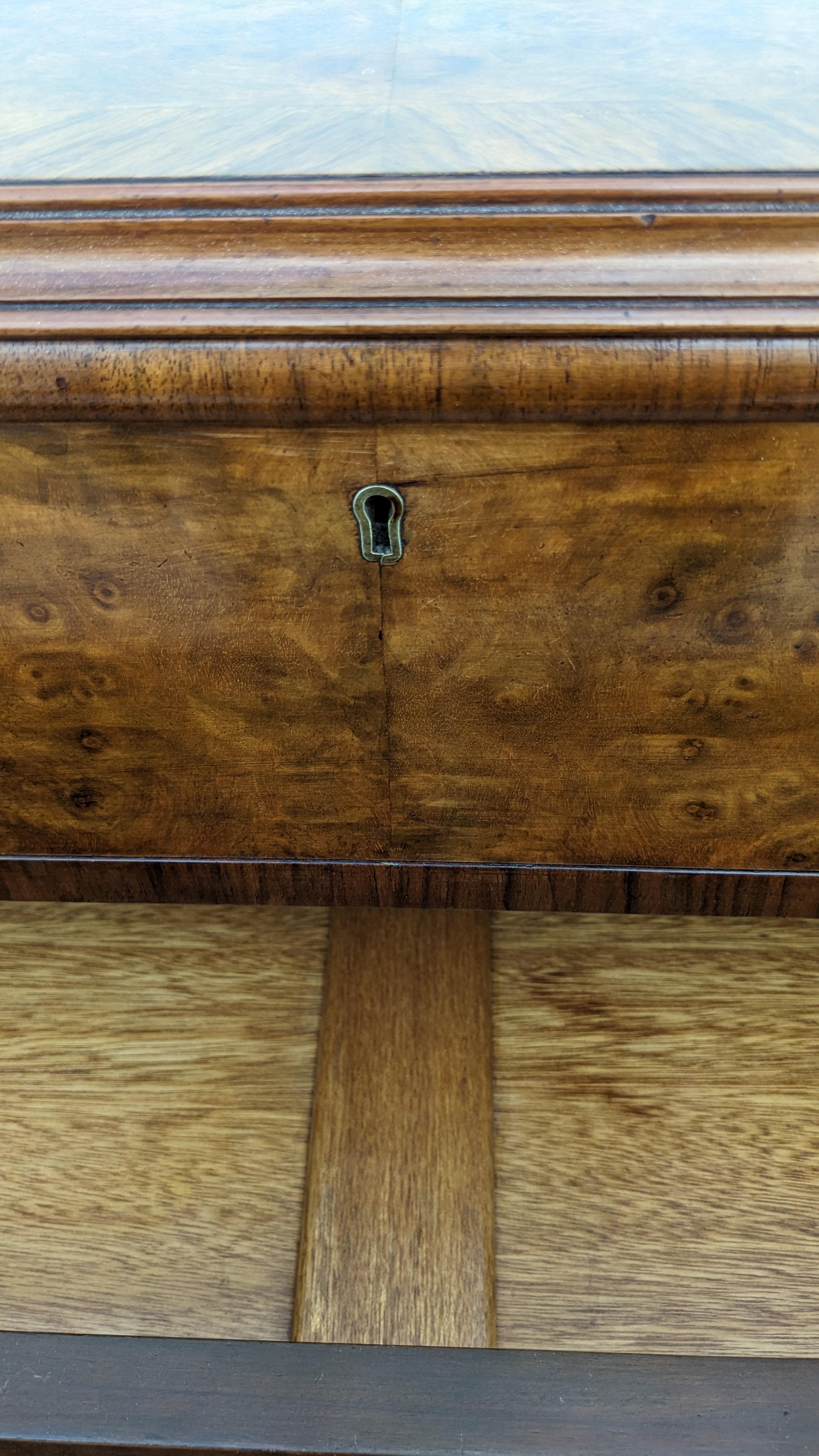 Art Deco High Quality Burr Walnut Chest Of Five Drawers, English, c1930's 2