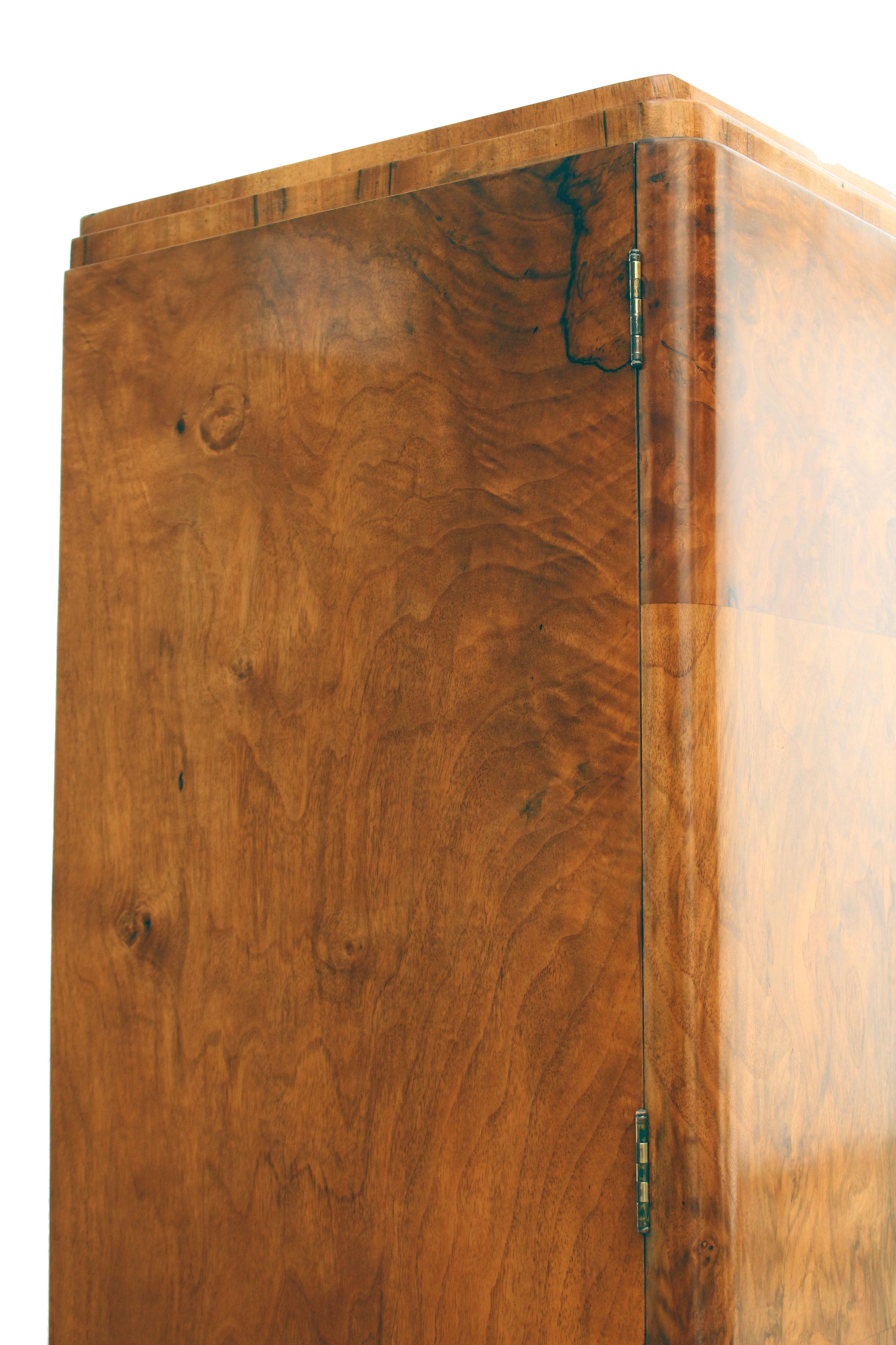 Art Deco High Quality Figured Walnut Tallboy, Circa 1930, England 4