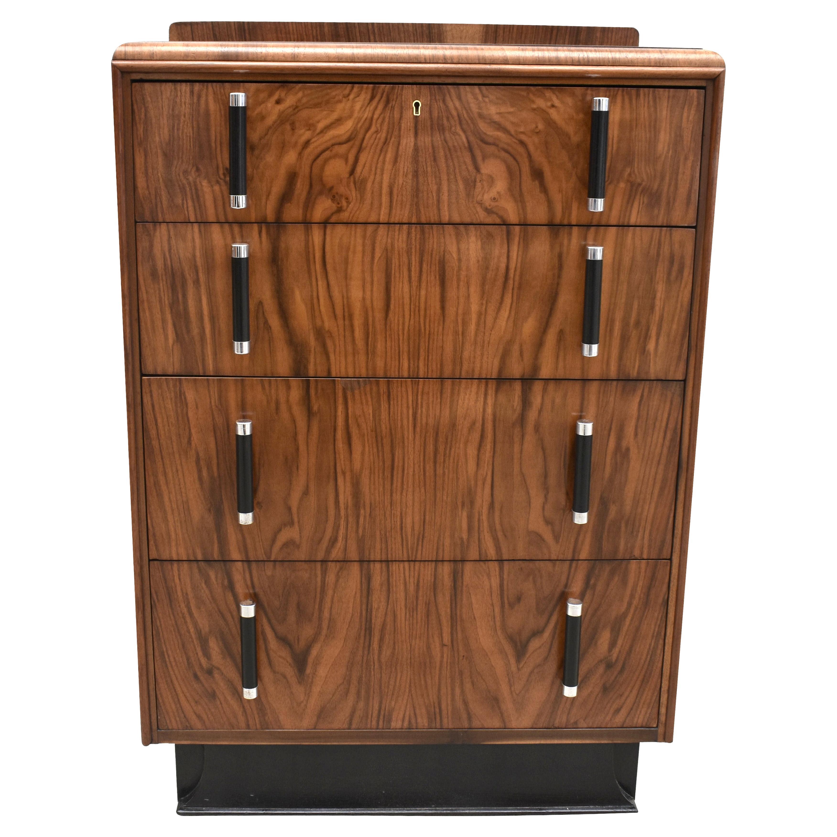 Art Deco High Quality Walnut Figured Chest of Four Drawers, English, C1930