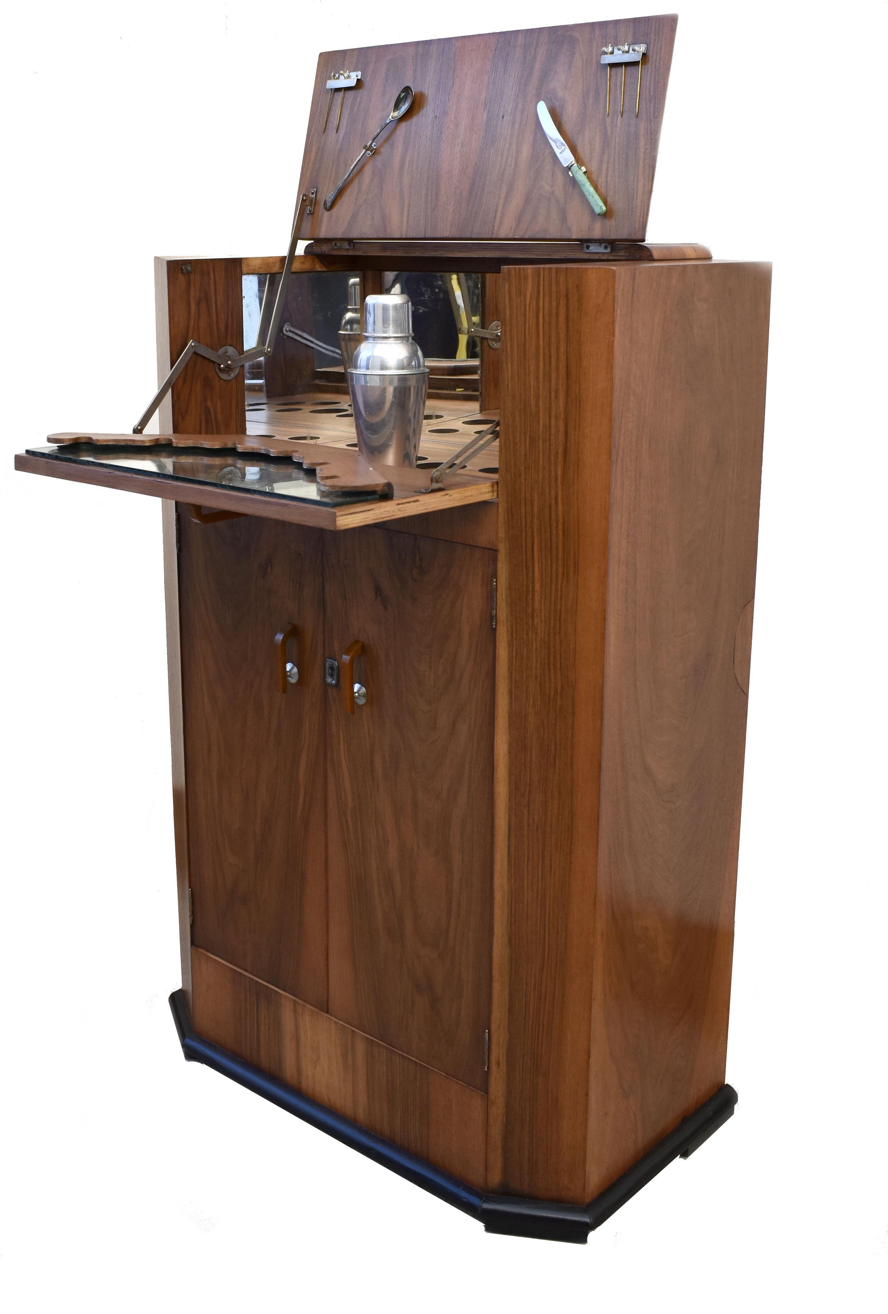 Art Deco High Quality Walnut Upright Cocktail Dry Bar Cabinet, English, C 1930's 1