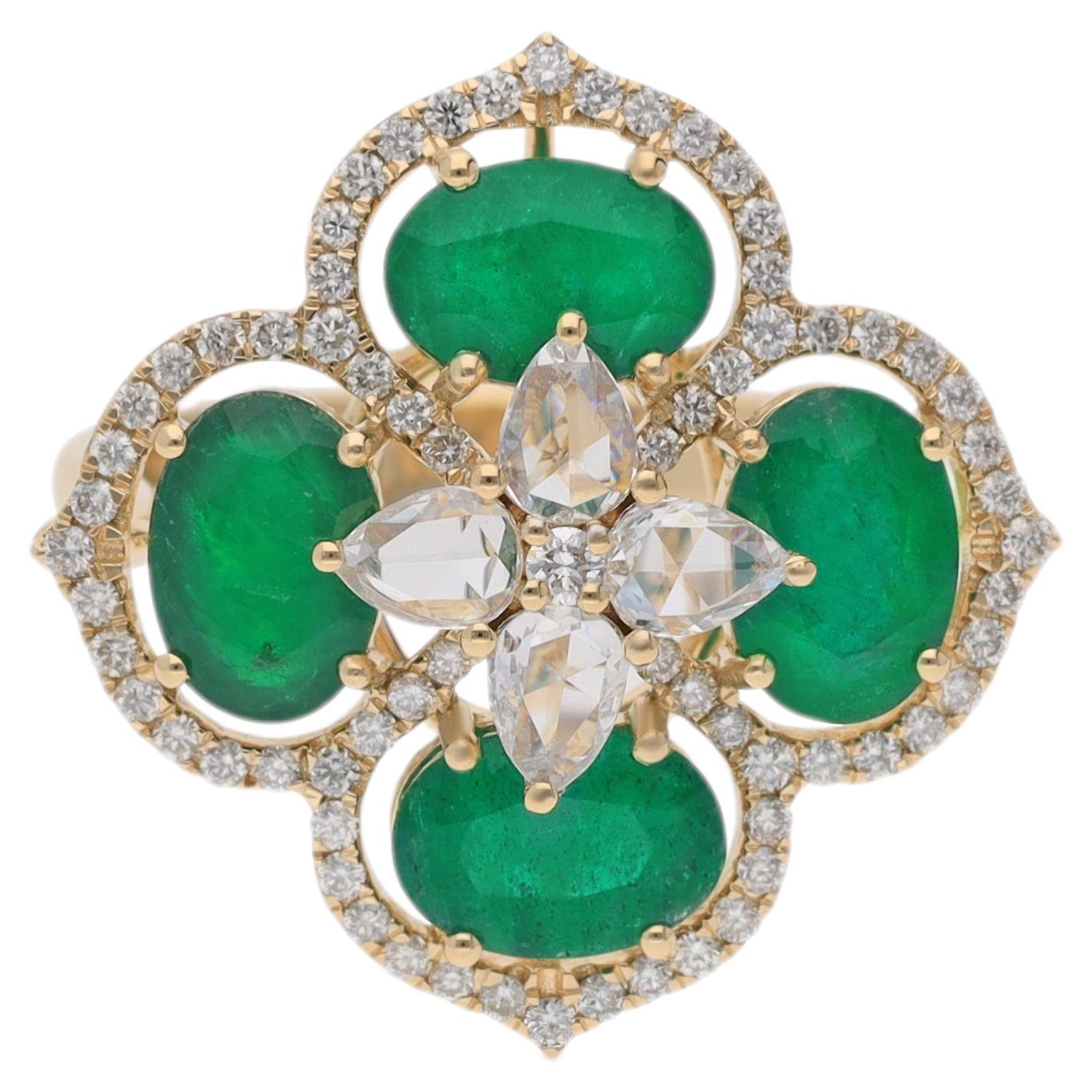 Emerald and Diamond Ring In 18 Kt Yellow Gold
