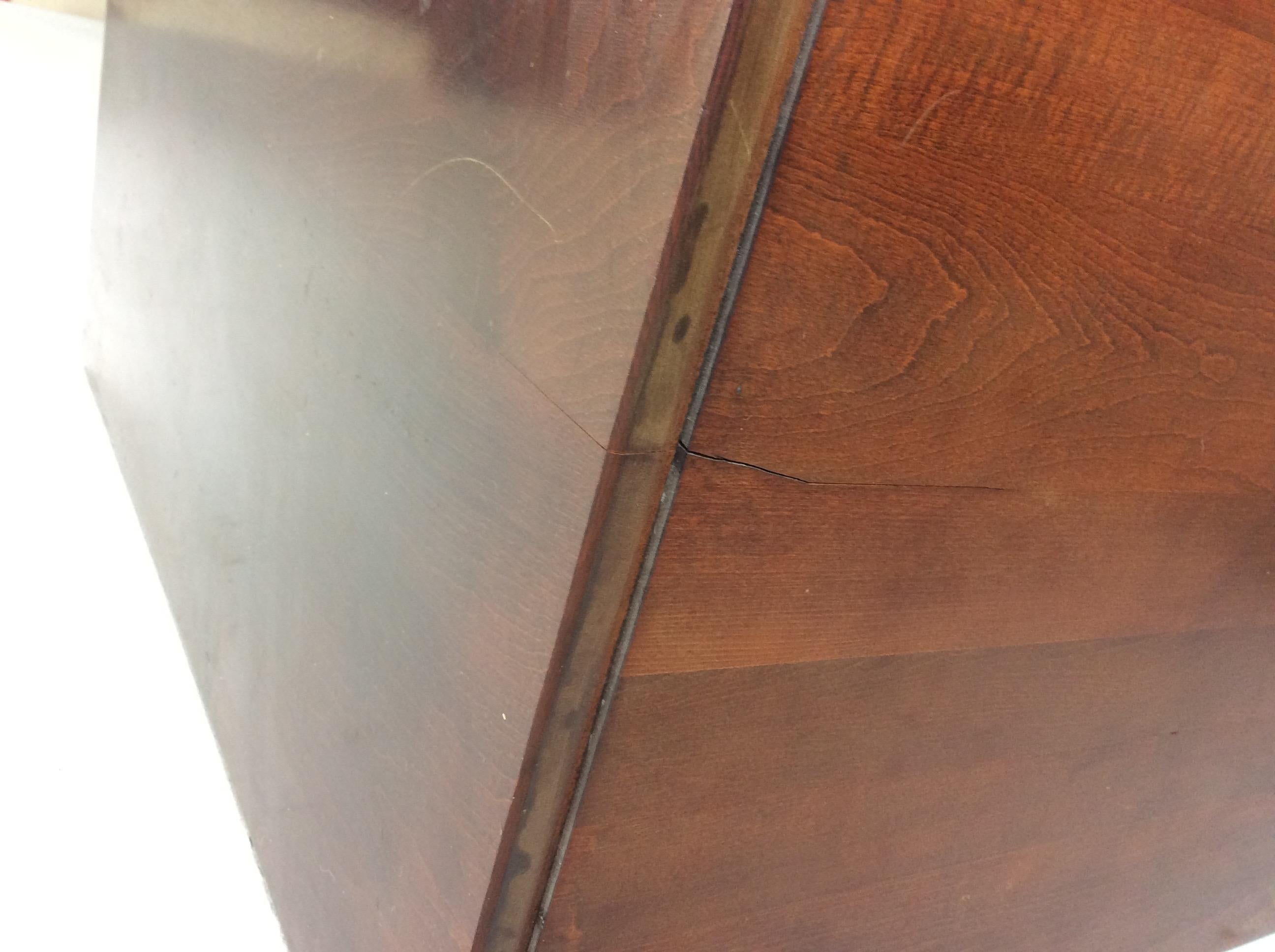 Art Deco Highboy Dresser with Unique Curved Drawer Fronts in vendita 4