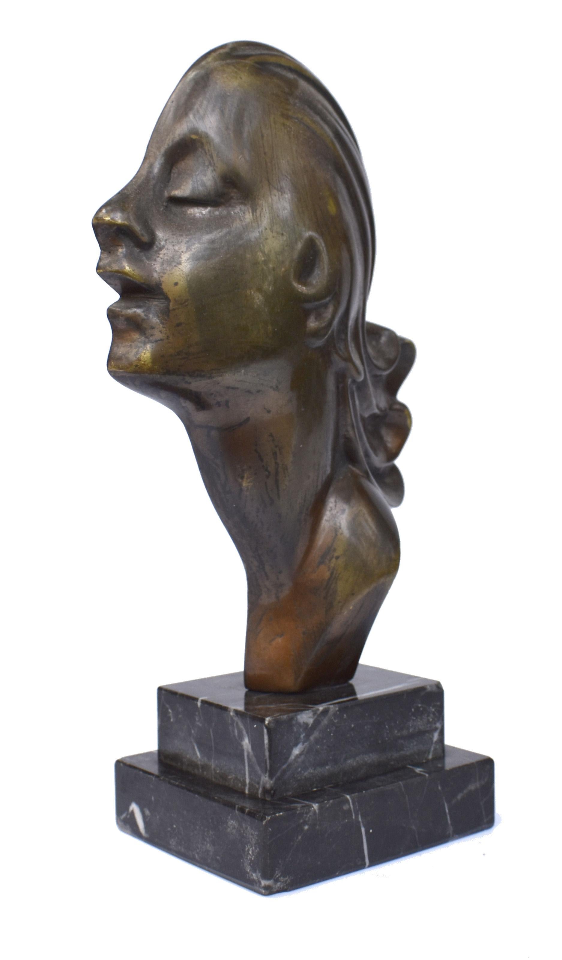 Art Deco Highly Styled Brass Bust, French, circa 1930 For Sale 1