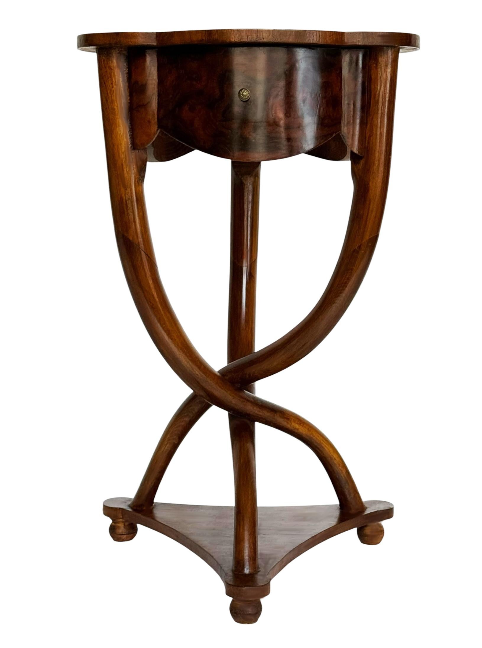 Art Deco Hollywood Regency Italian Walnut Burl Wood Nightstands or End Tables For Sale 3
