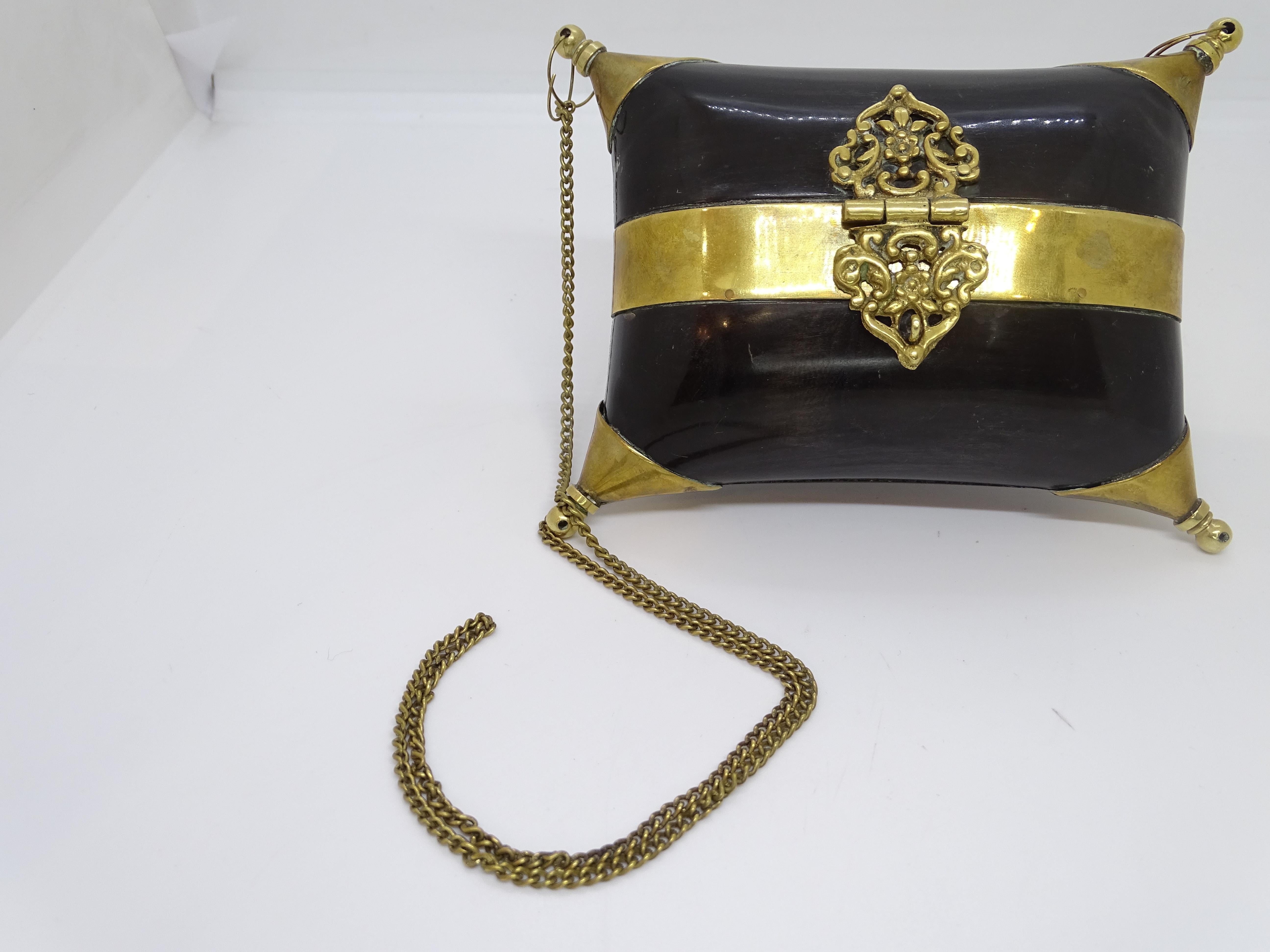 Art déco  Cuscino in ottone e corno Art Deco con interno in velluto blu Quadrato in vendita 6