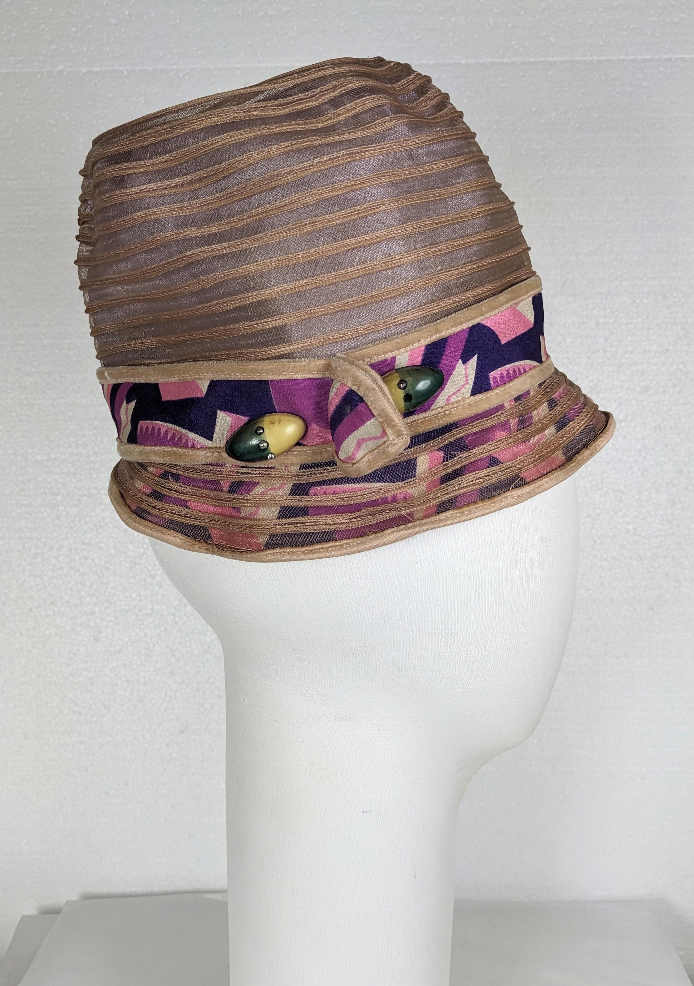 Art Deco Horsehair Cloche Hat In Excellent Condition For Sale In New York, NY