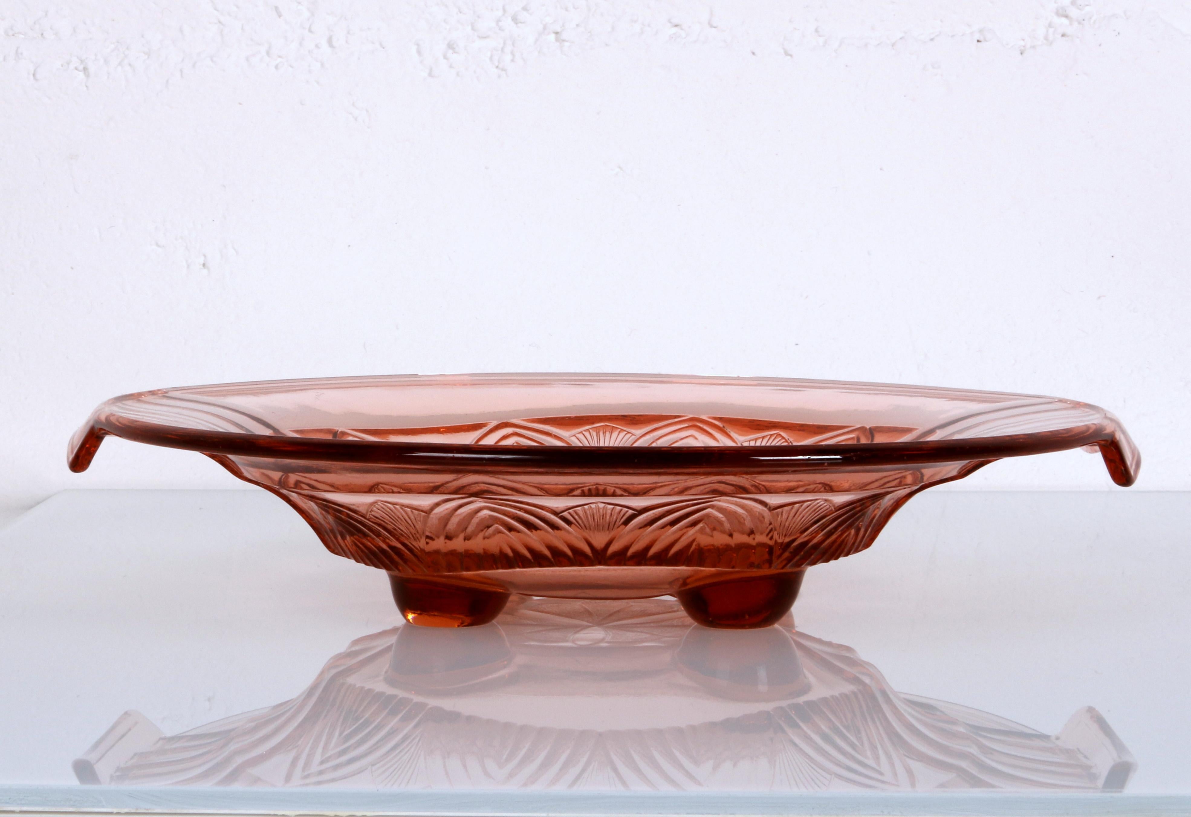 Czech art deco huge Ø32cm! glass rosé colored Bohemian Fruit Bowl plate ar. 1930 For Sale