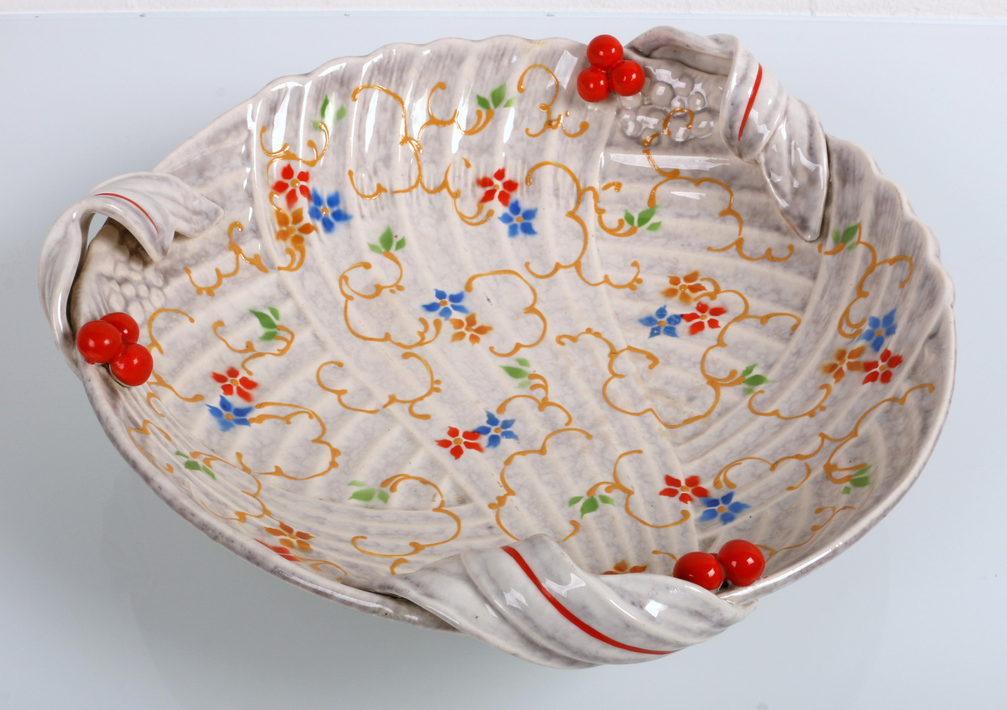 art deco 
huge Ø33cm! fruit bowl 
hand made in France ar. 1930 - very rare 
in perfect condition 
