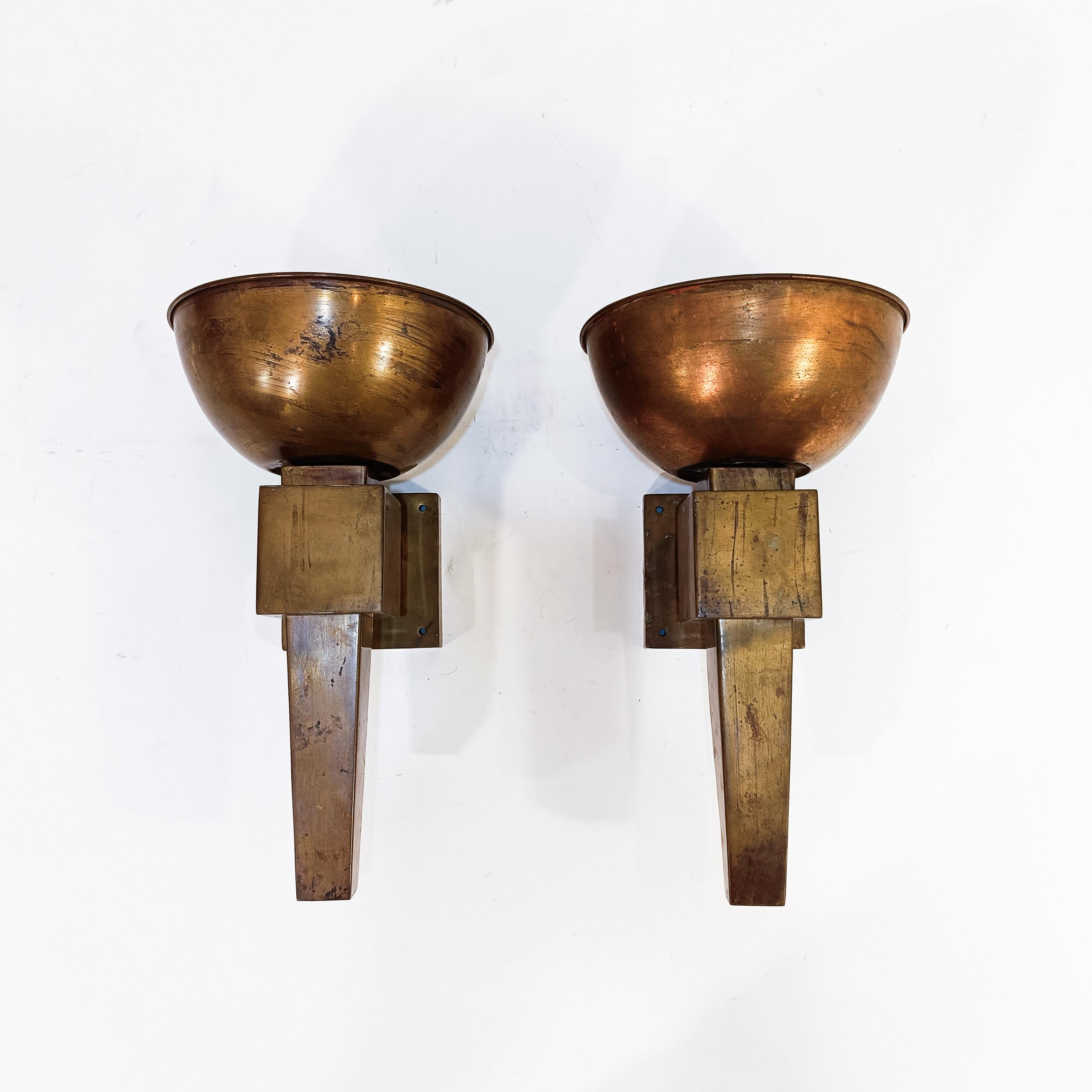 Art Deco. Riesige Kupferleuchter, Spanien, 1920er Jahre (Spanisch) im Angebot