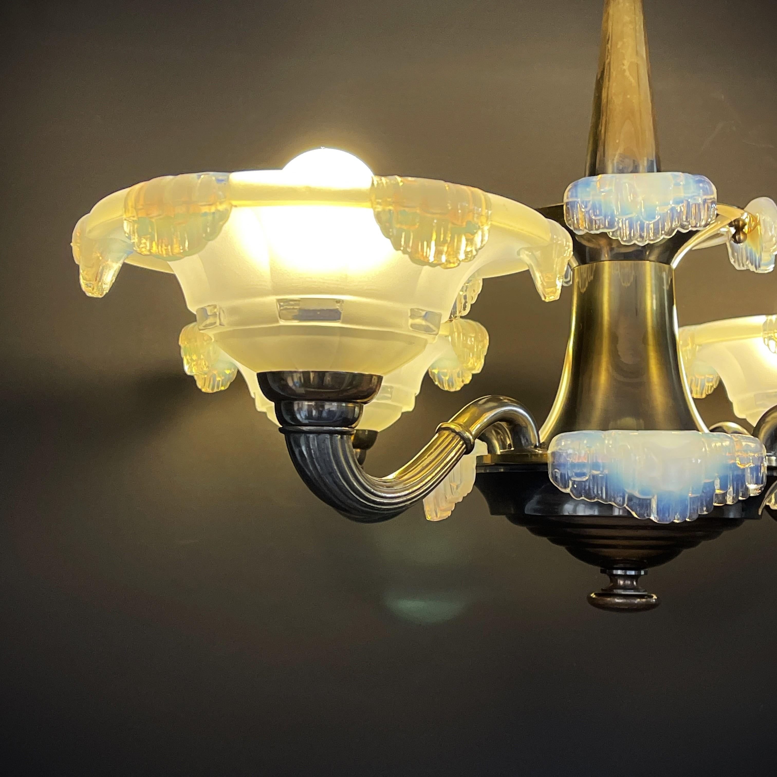 Art Deco ice glass lamp chandelier from Ezan, 1930s For Sale 5