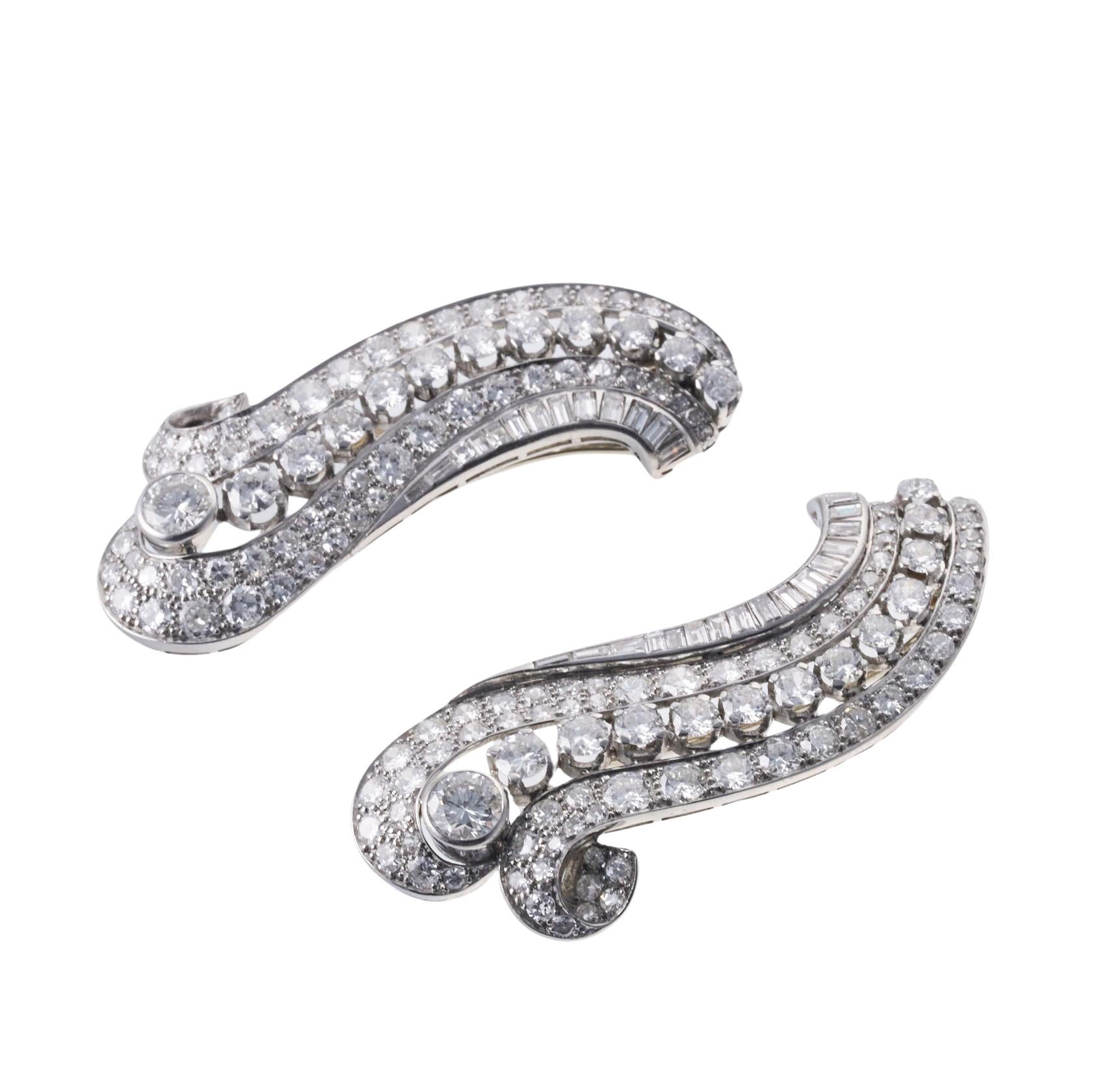 Art Deco Iconic English Diamond Platinum Brooch Set In Excellent Condition For Sale In New York, NY