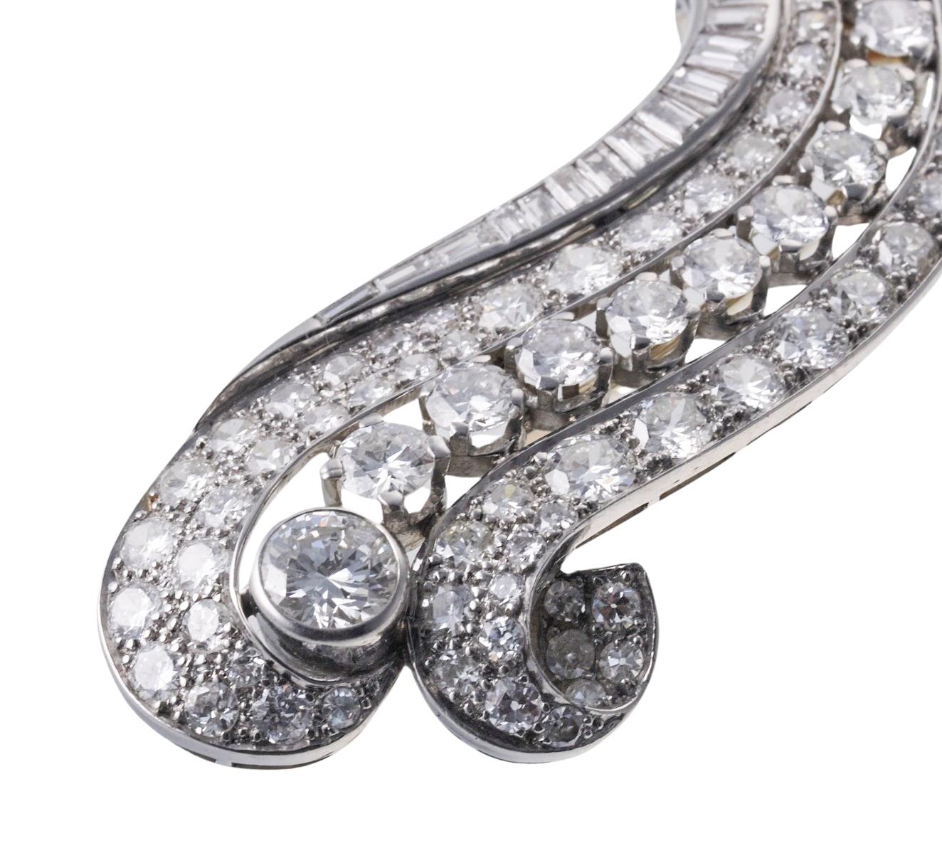Art Deco Iconic English Diamond Platinum Brooch Set For Sale 1