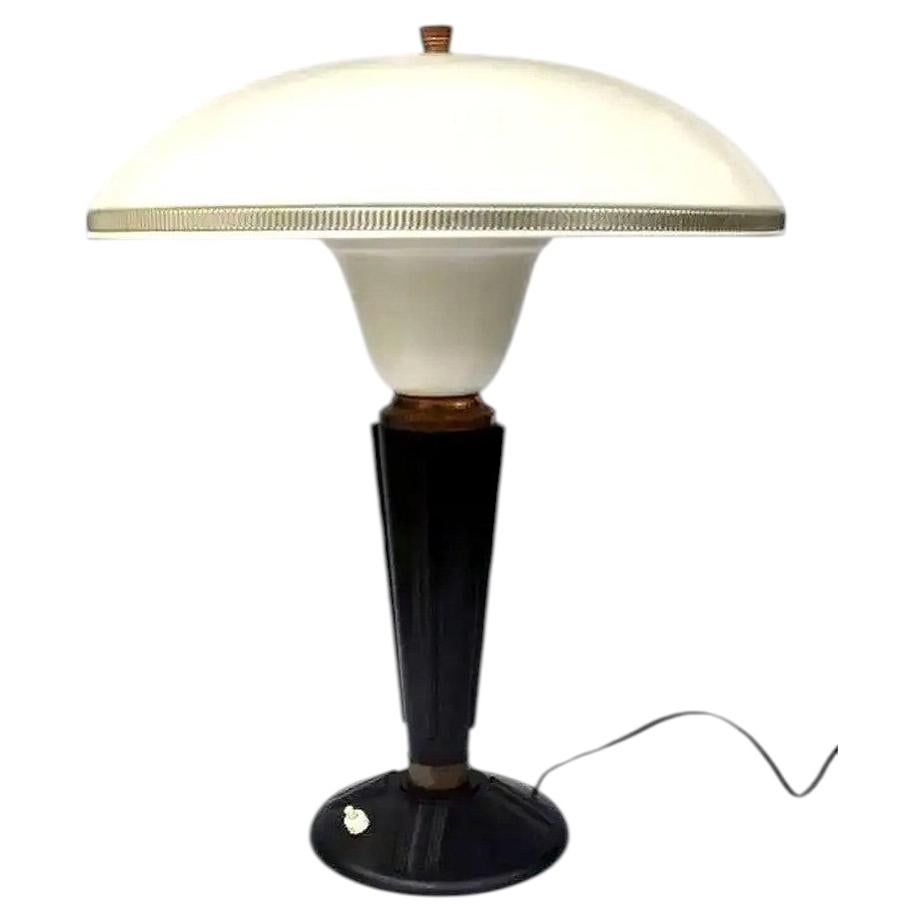 Grande lampe de bureau Art Déco emblématique en bakélite par Eileen Gray, France, C1930 en vente