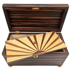 Caja icónica Art Decó "Sunray", Inglaterra, circa 1930