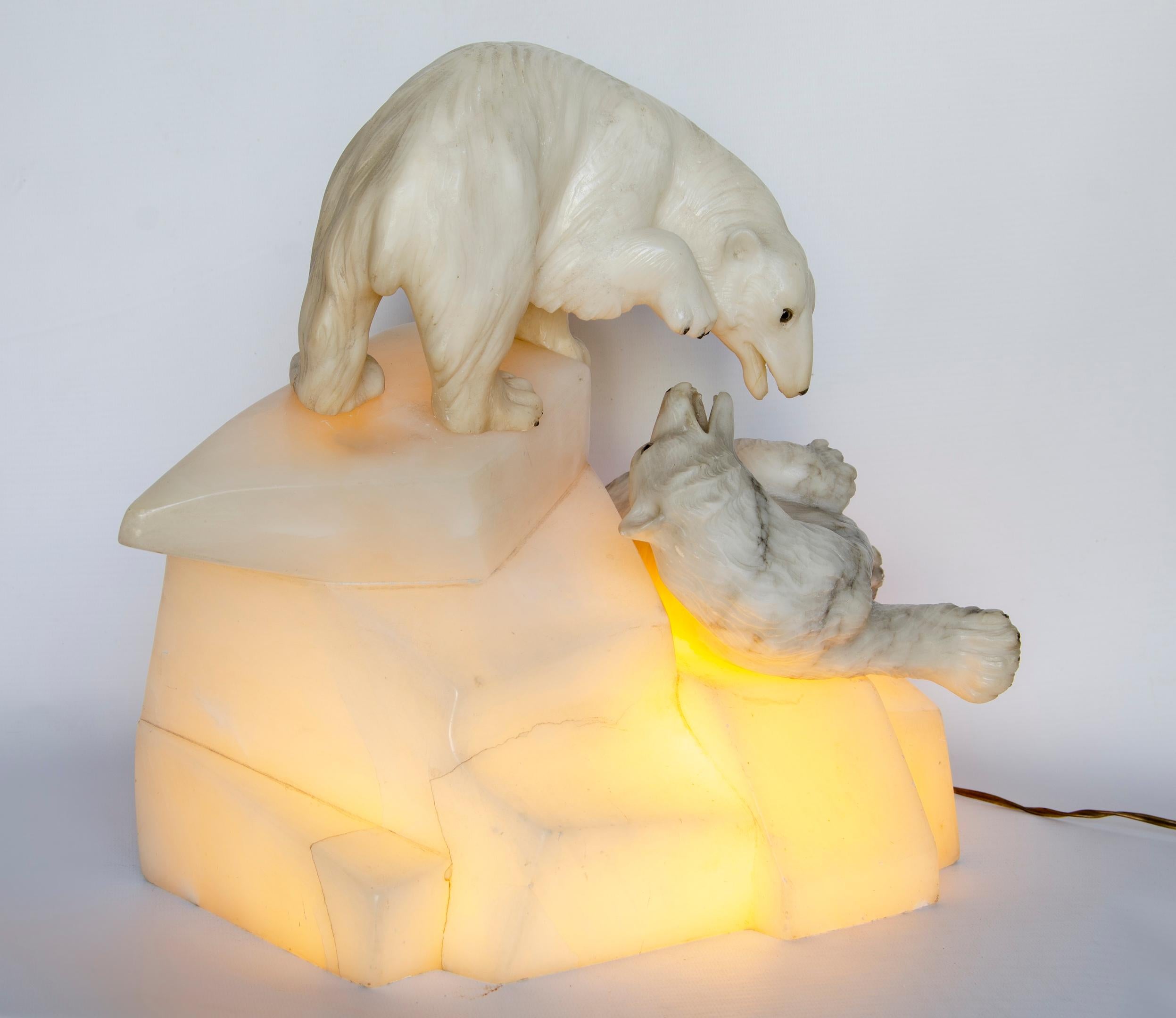 Beleuchtete Art-Déco-Bär-Skulptur (Art déco) im Angebot
